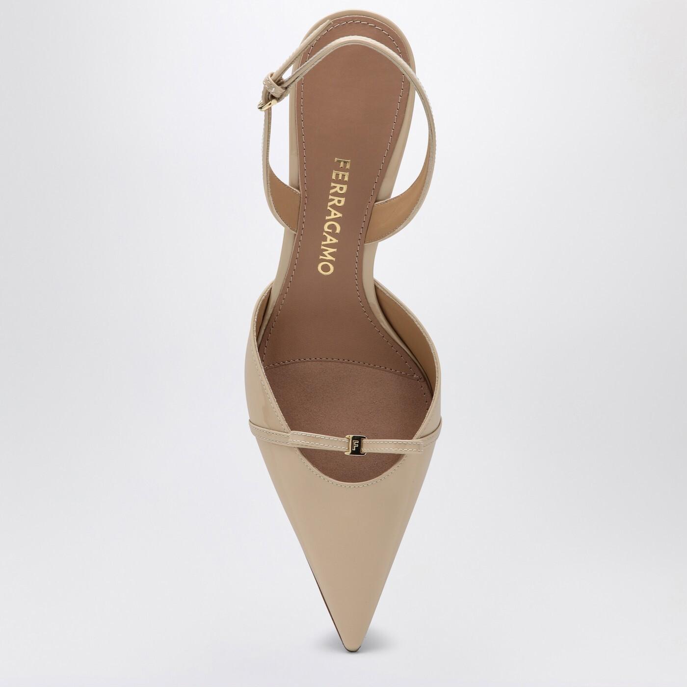 product/f/e/ferragamo_07811061cle_blush_4.jpg