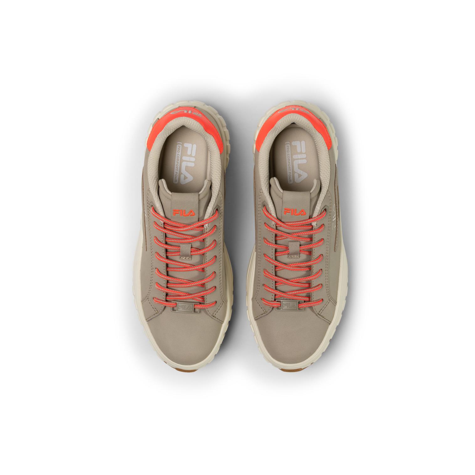 product/f/i/fila_ffw0582-73187_oxford-tan-fiery-coral_4.jpg