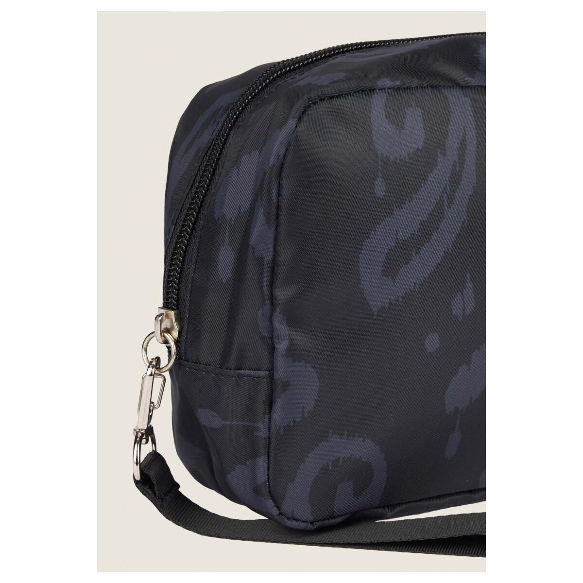 product/f/r/freddy_btitak-ikatn_allover-ikat-black_7.jpg