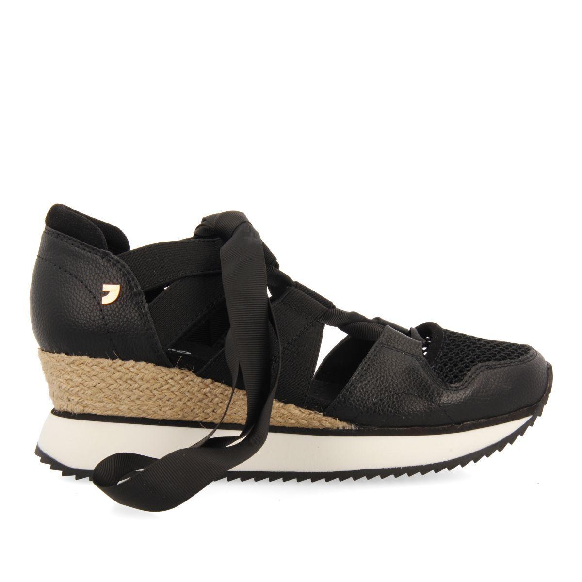 product/g/i/gioseppo_72193-p-negro_1-nw042324.jpg