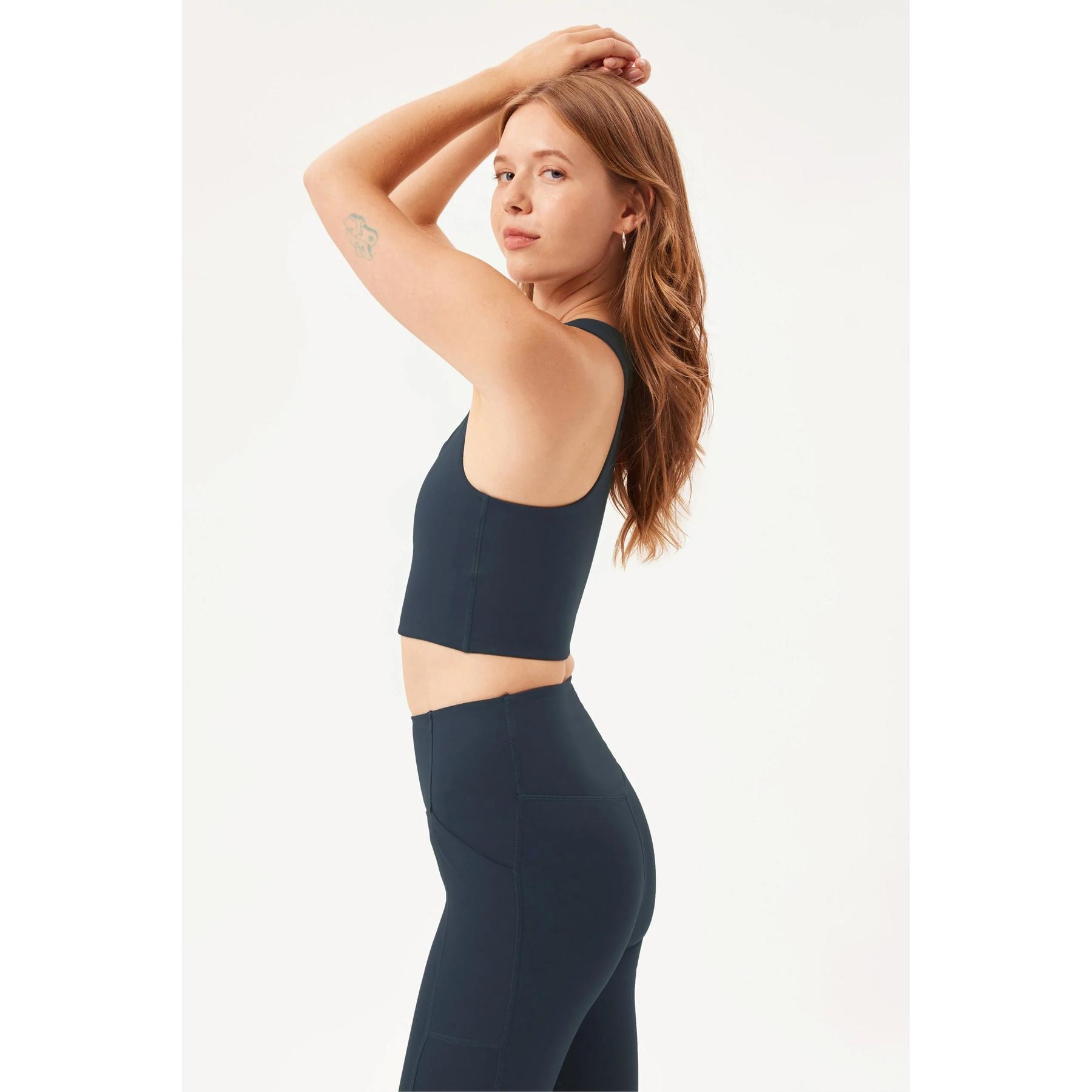 product/g/i/girlfriend-collective_1002-tc_4.jpg
