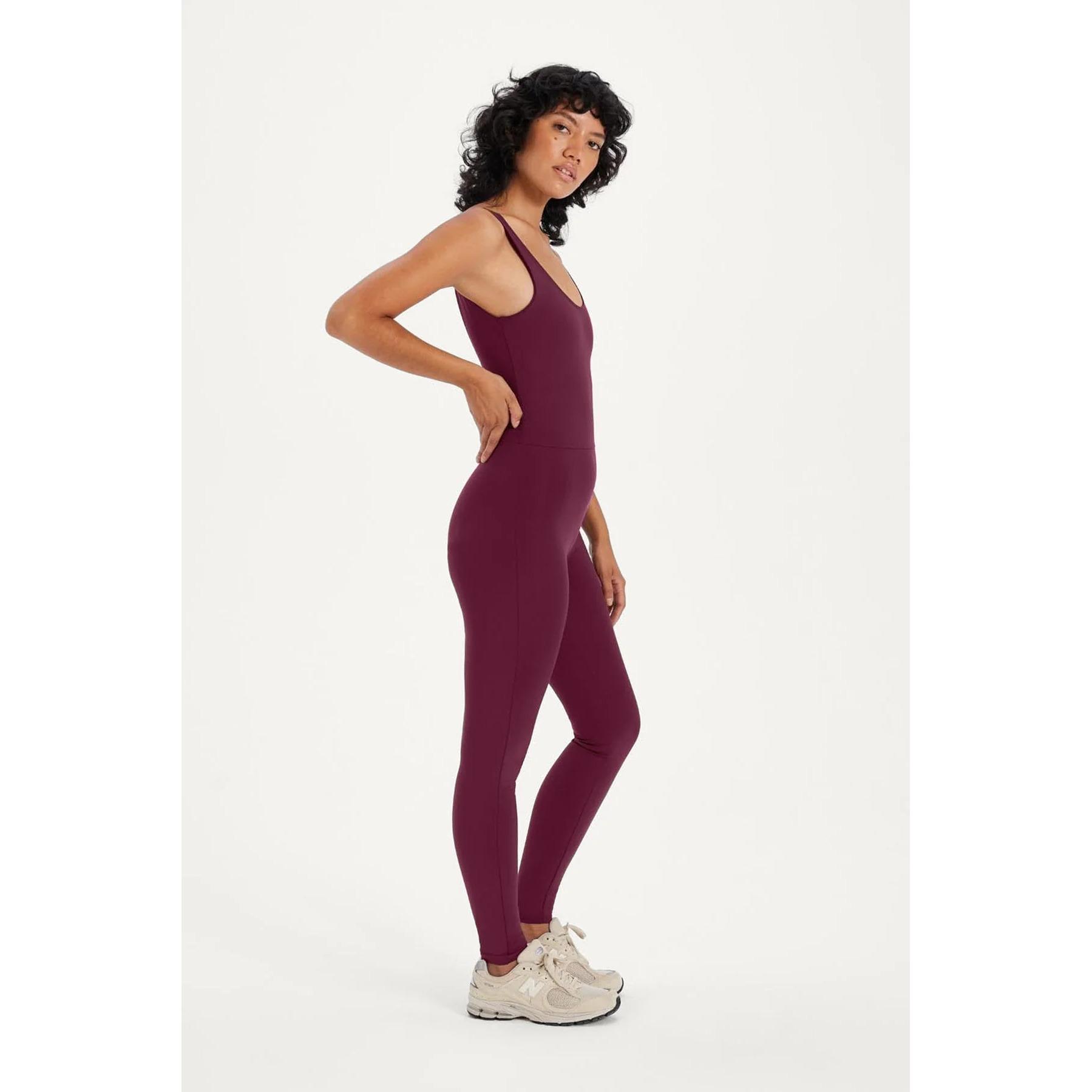 product/g/i/girlfriend-collective_6026-pp_plum_3.jpg