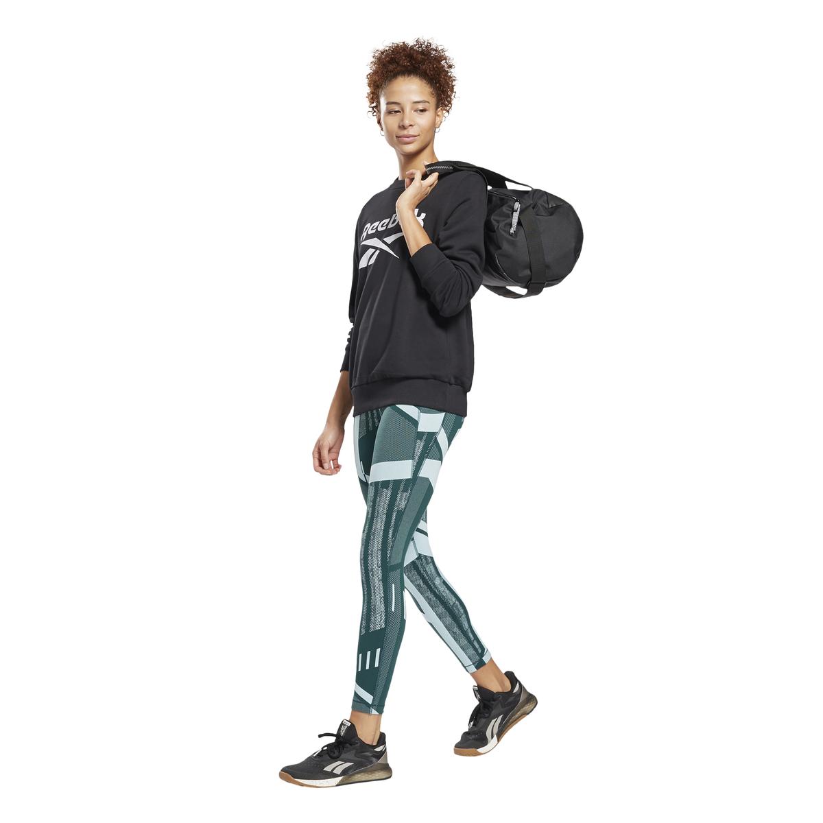 product/g/l/gl2534_app_on-model_side_white.jpg