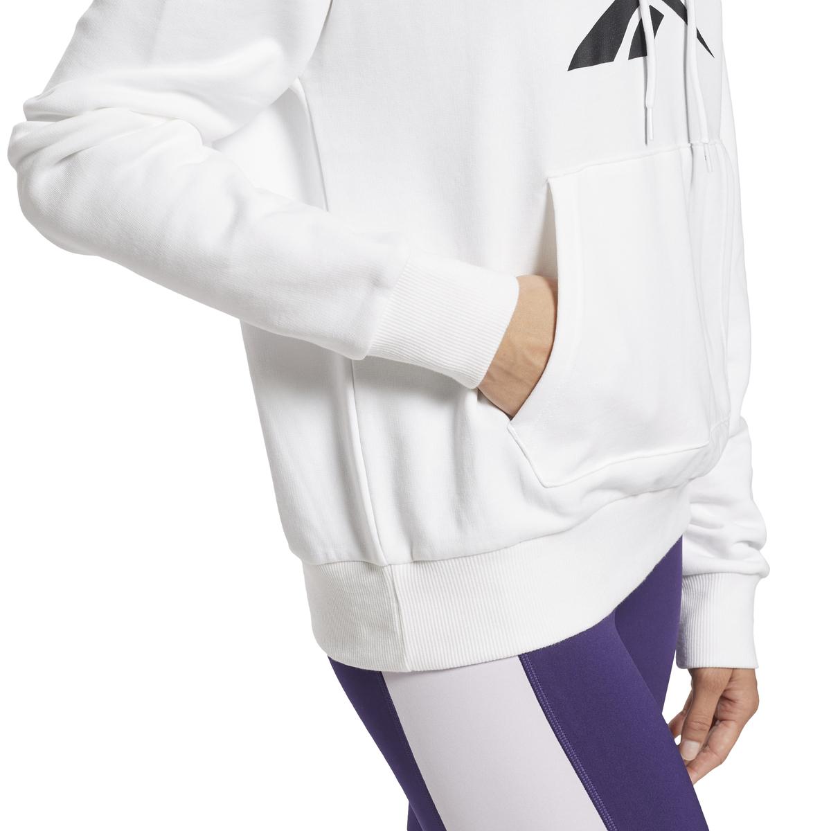 product/g/p/gp8794_app_on-model_detail-2_white.jpg