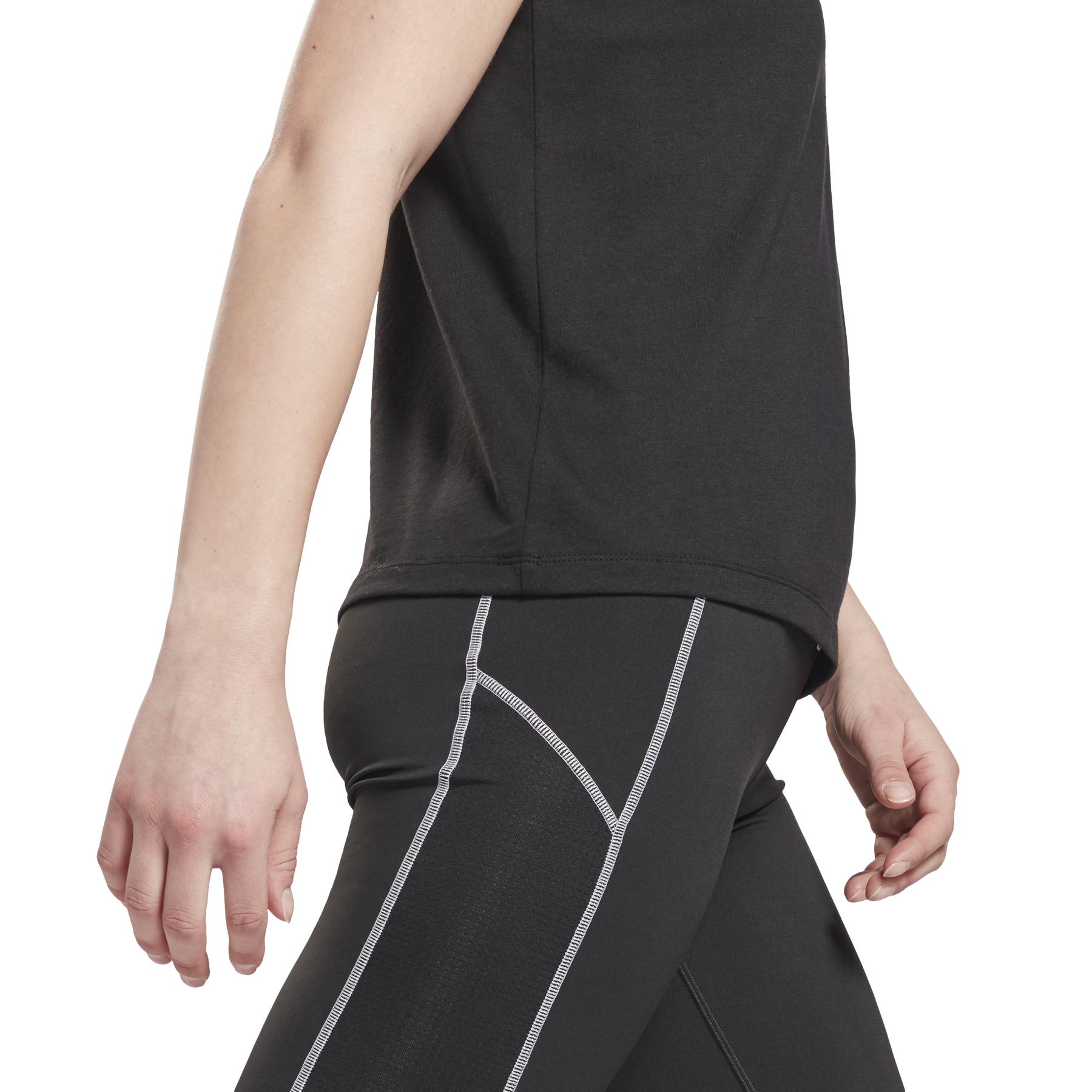 product/g/r/gr9476_app_on-model_detail-2_white.jpg