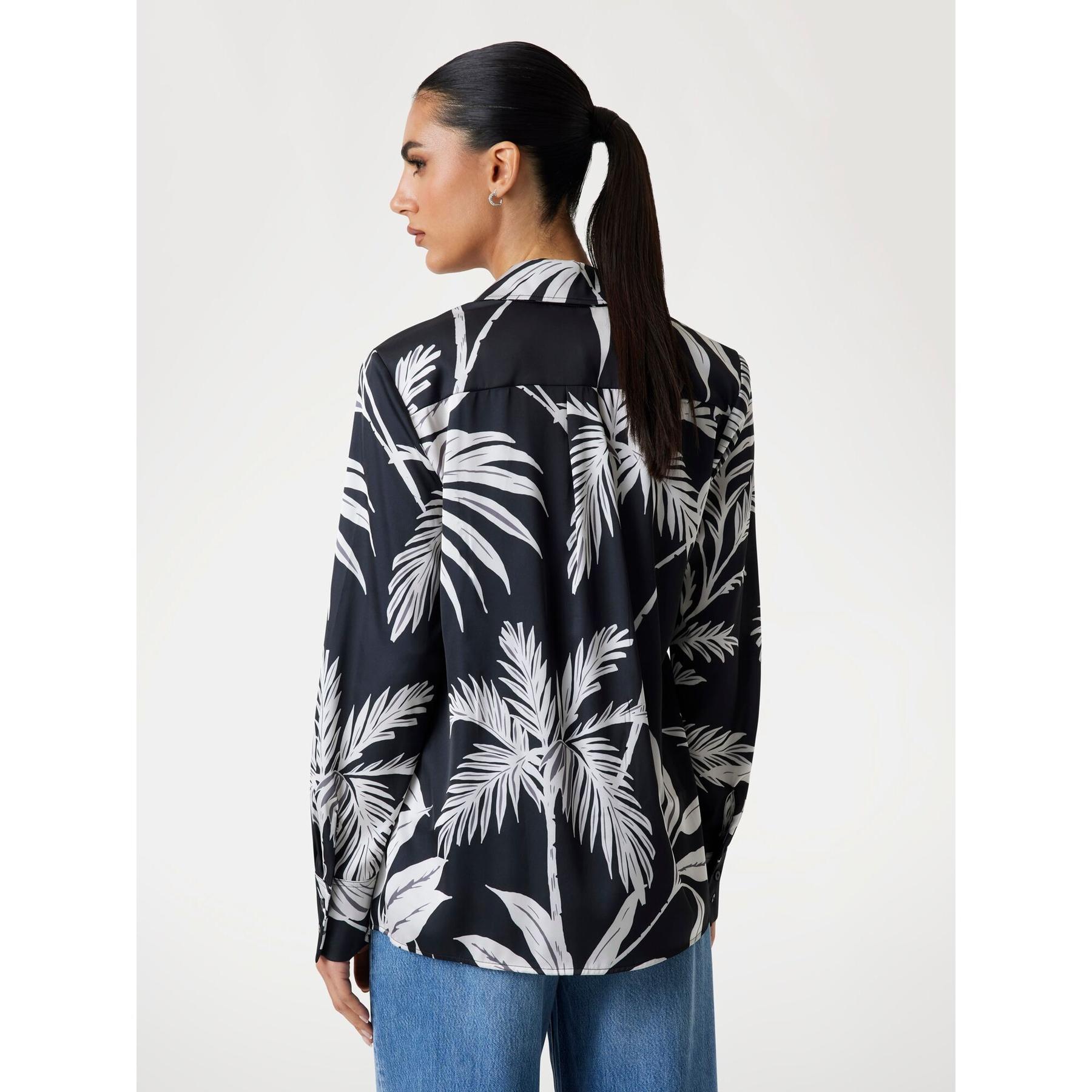 product/g/u/guess_w5yh03-wf1t2-pj1s_forest-tropical-blk_4.jpg