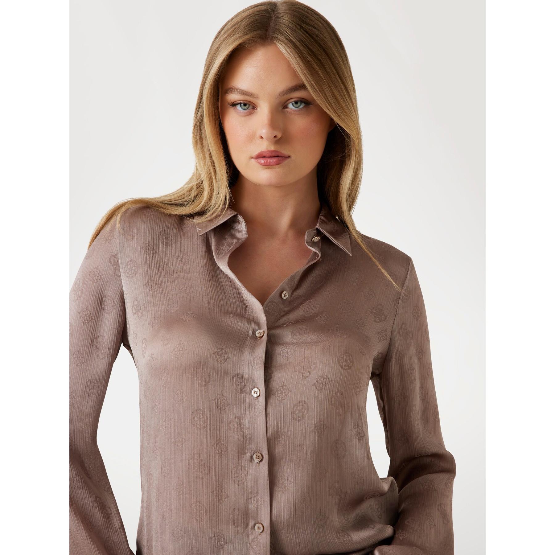product/g/u/guess_w5yh1a-whcr2-g1k8_silk-taupe_7.jpg