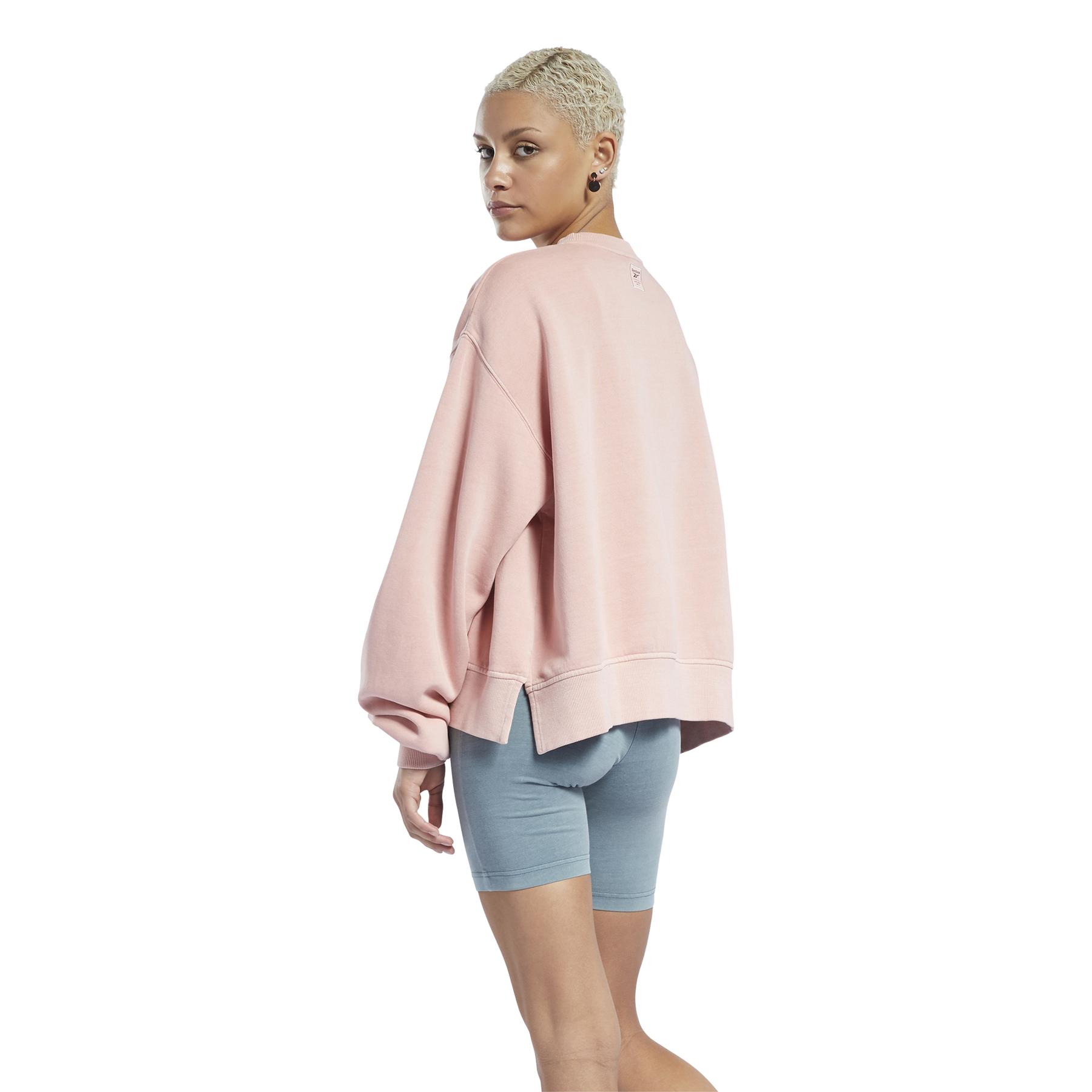 product/h/0/h09011_app_on-model_back_white.jpg