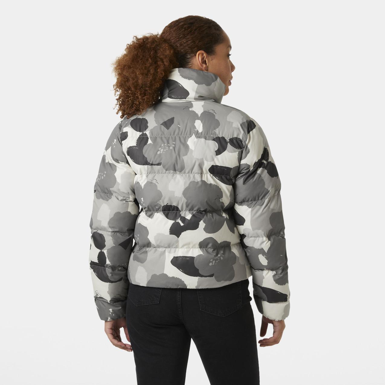 product/h/e/helly-hansen_53109-885_terrazzo-oversized-floral_4.jpg