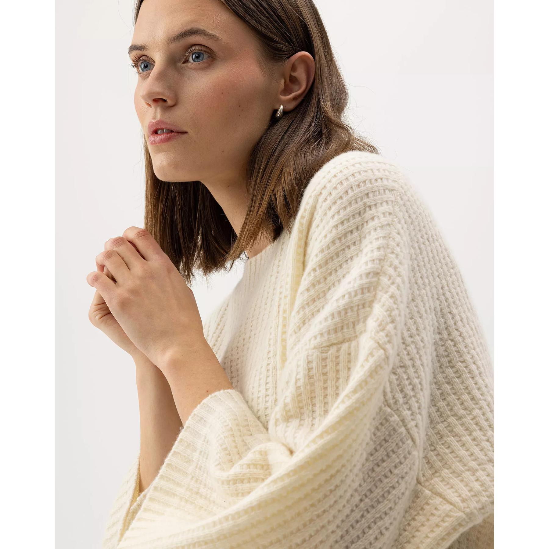 product/h/o/holebrook_a52401-119_whisper-white_2.jpg
