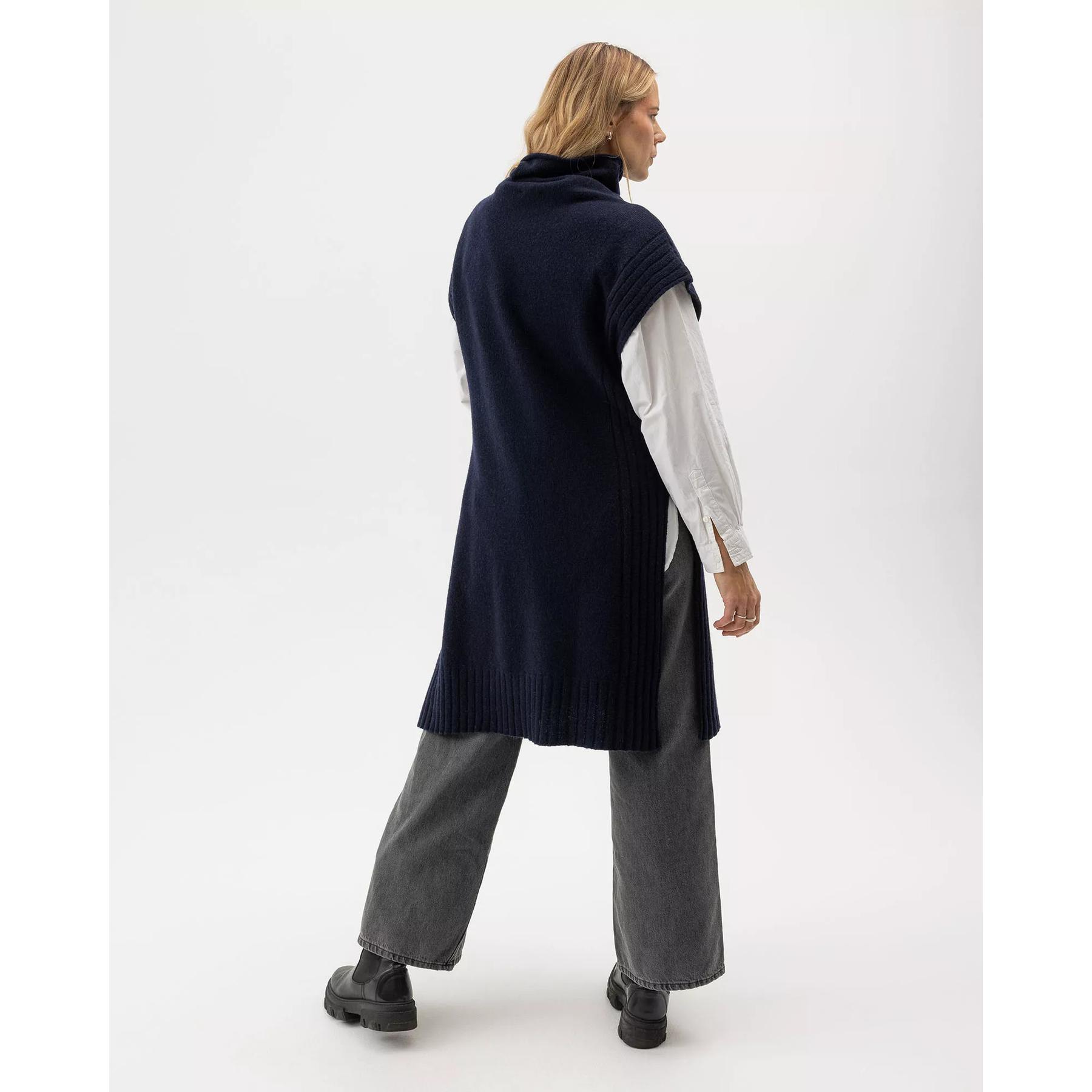 product/h/o/holebrook_a52604-290_navy_3.jpg