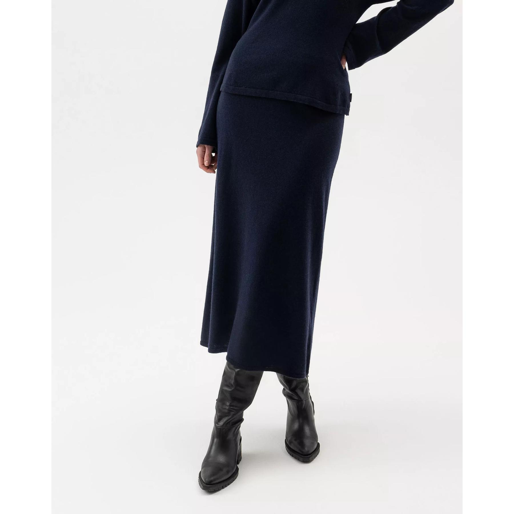 product/h/o/holebrook_a52607-675_dark-navy_4.jpg
