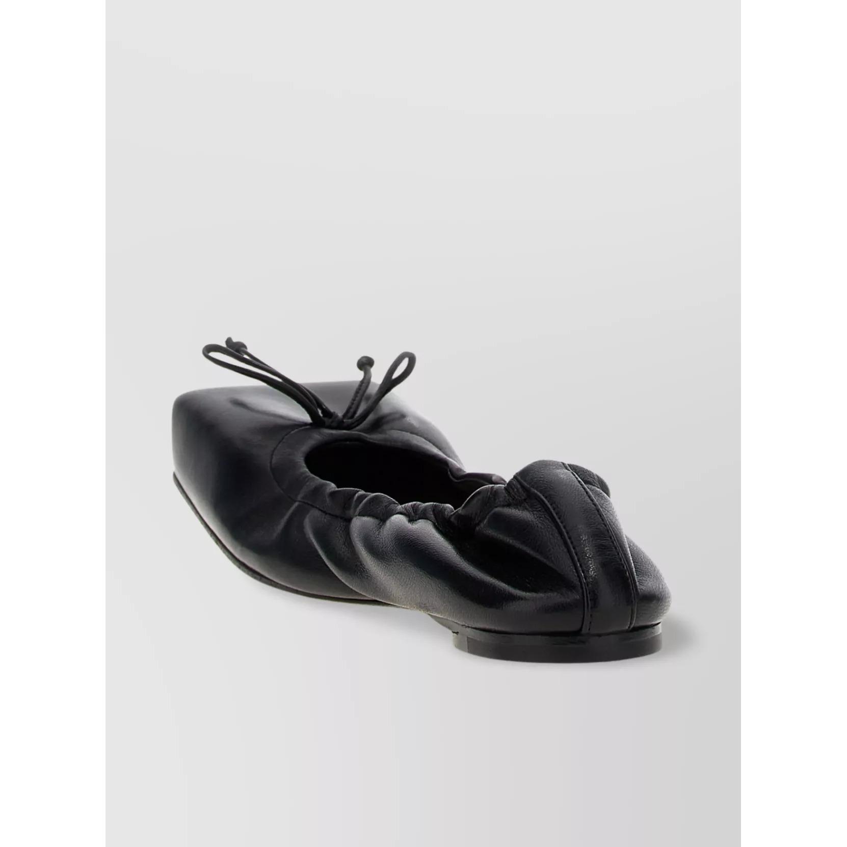 product/j/a/jacquemus_24h243fo1573073_noir_3.jpg