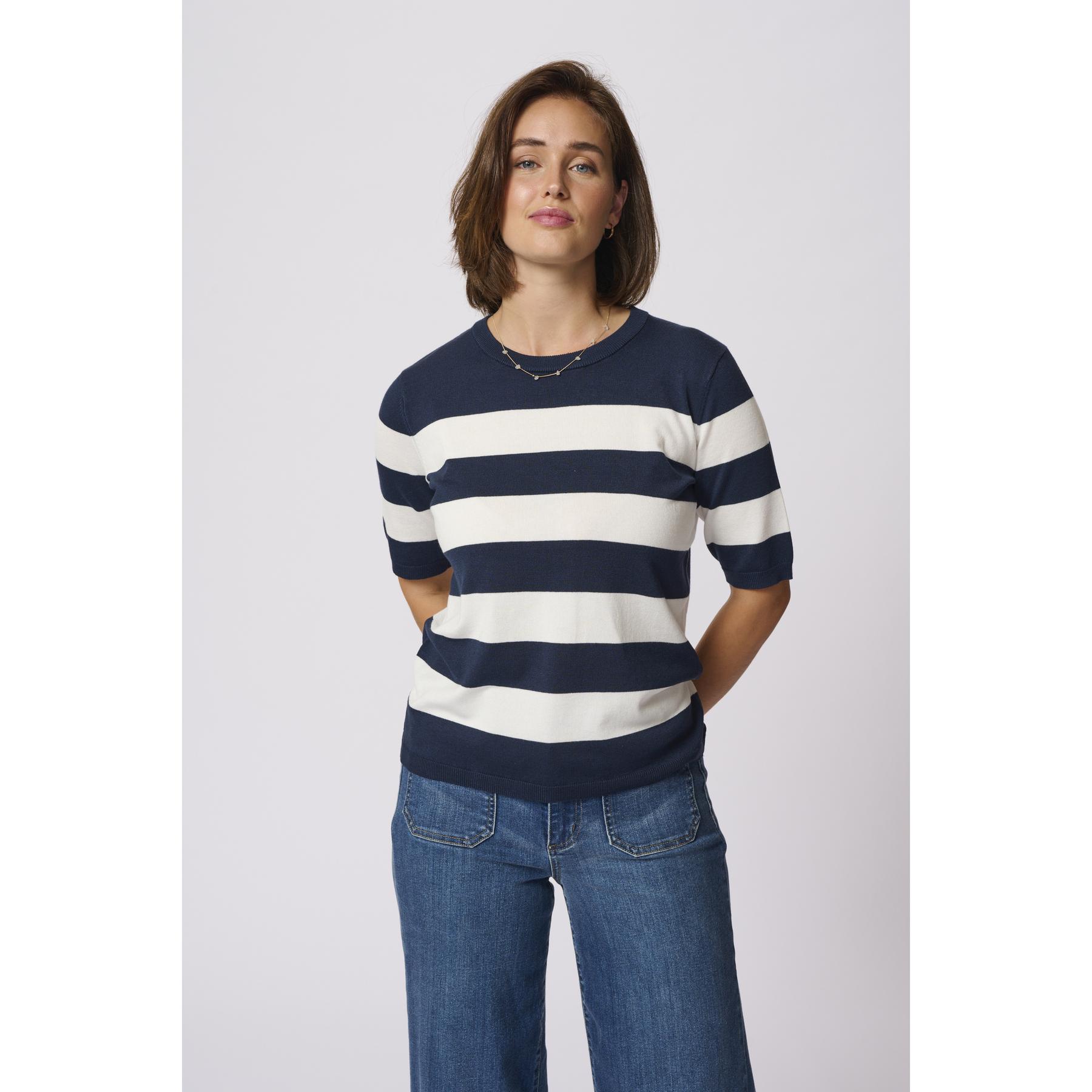 product/k/a/kaffe_10508410-107457_3.jpg