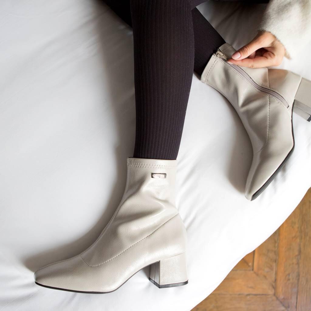 product/l/e/les-tropeziennes-par-m-belarbi_c040066daniela_blanc-verni_4.jpg
