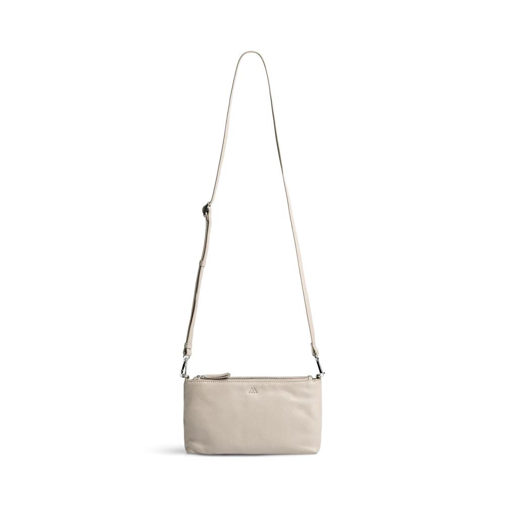 product/m/a/markberg_4868cow-703_sand_3.jpg