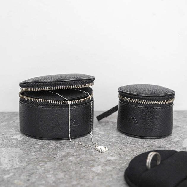 product/m/a/markberg_5356gra-100_black_2.jpg