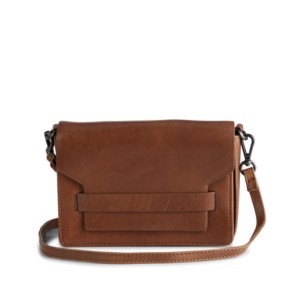 product/m/a/markberg_5417ant-204_chestnut_1.jpg
