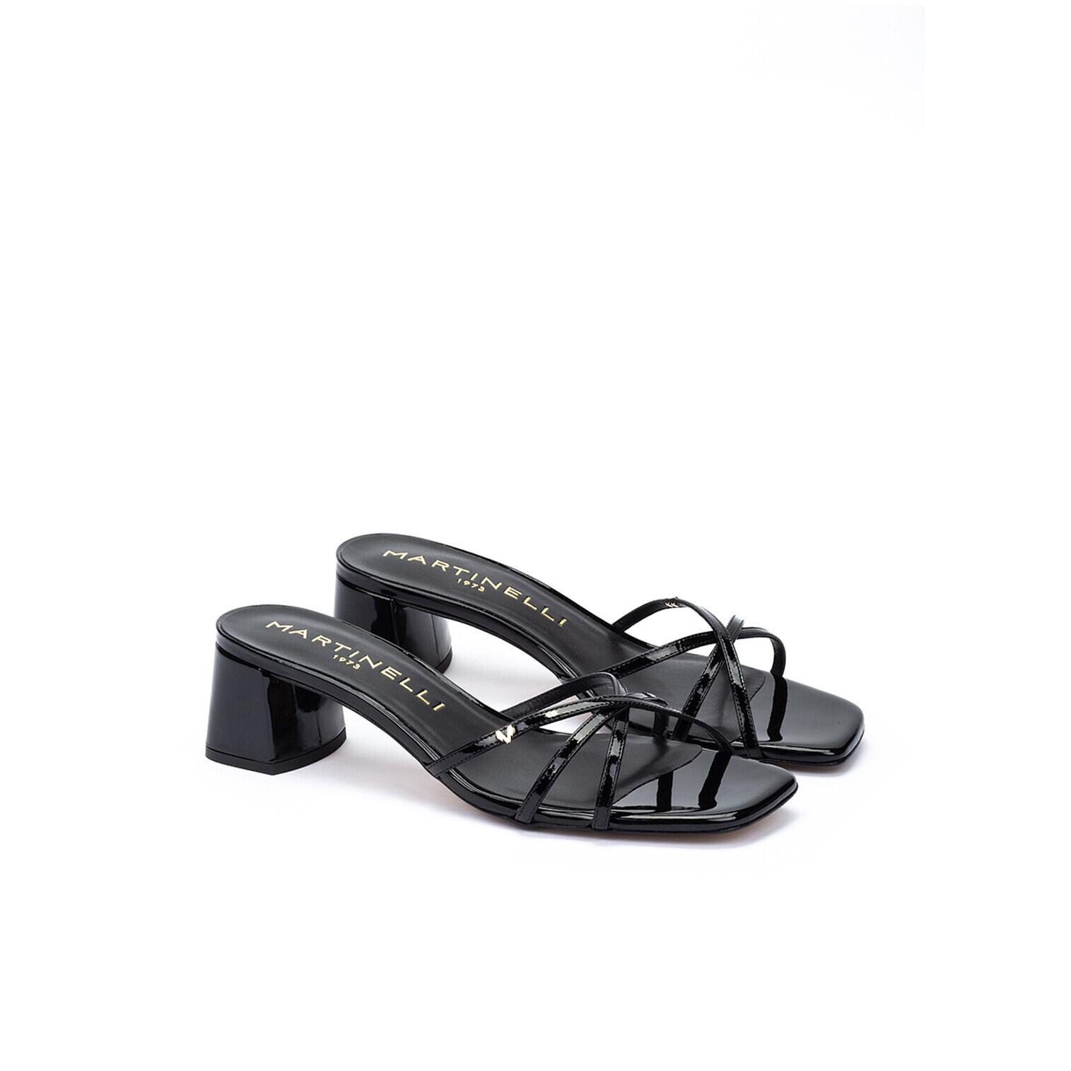 product/m/a/martinelli_1751-b422h-000_black_2.jpg