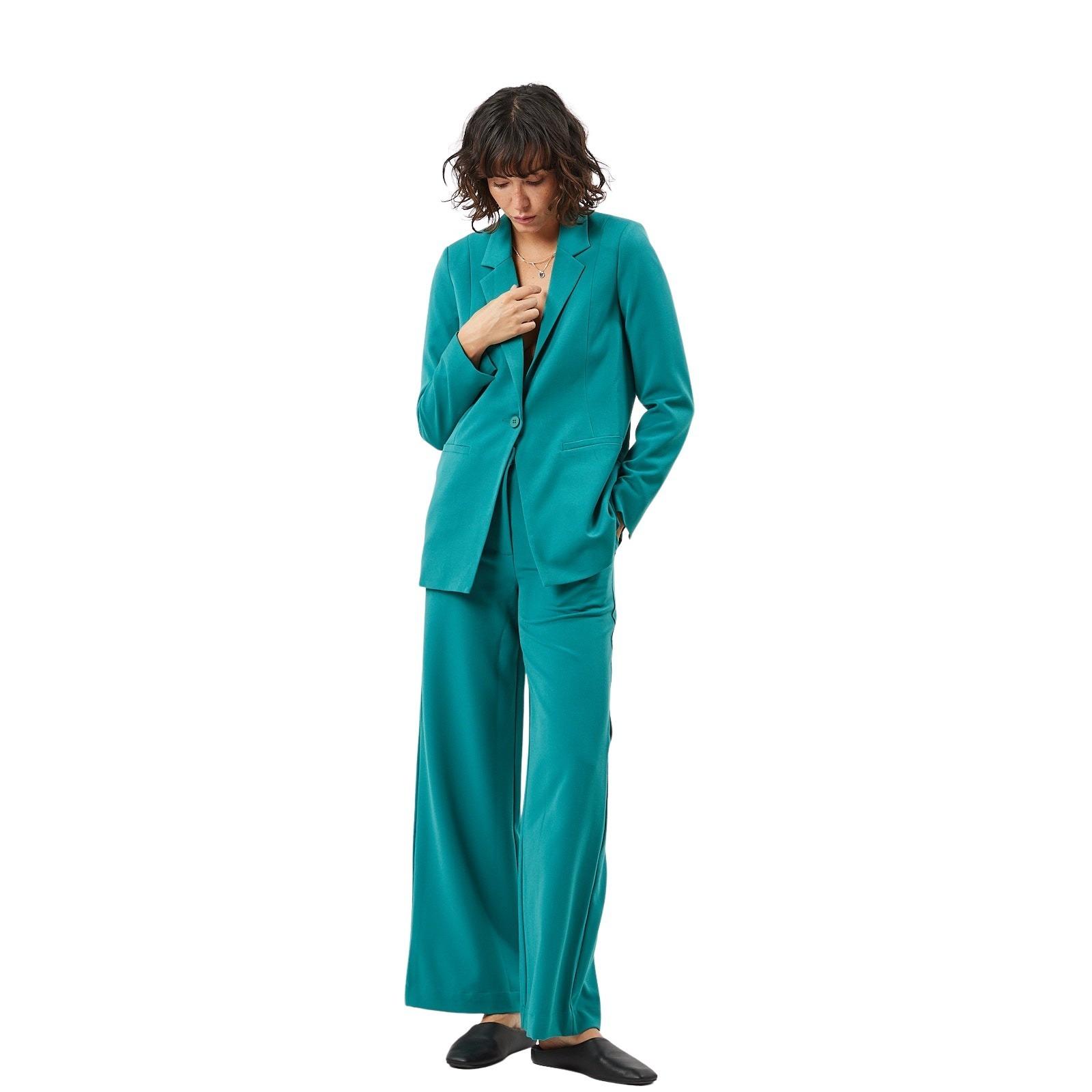 product/m/i/minimum_21722e54-5121_2.jpg
