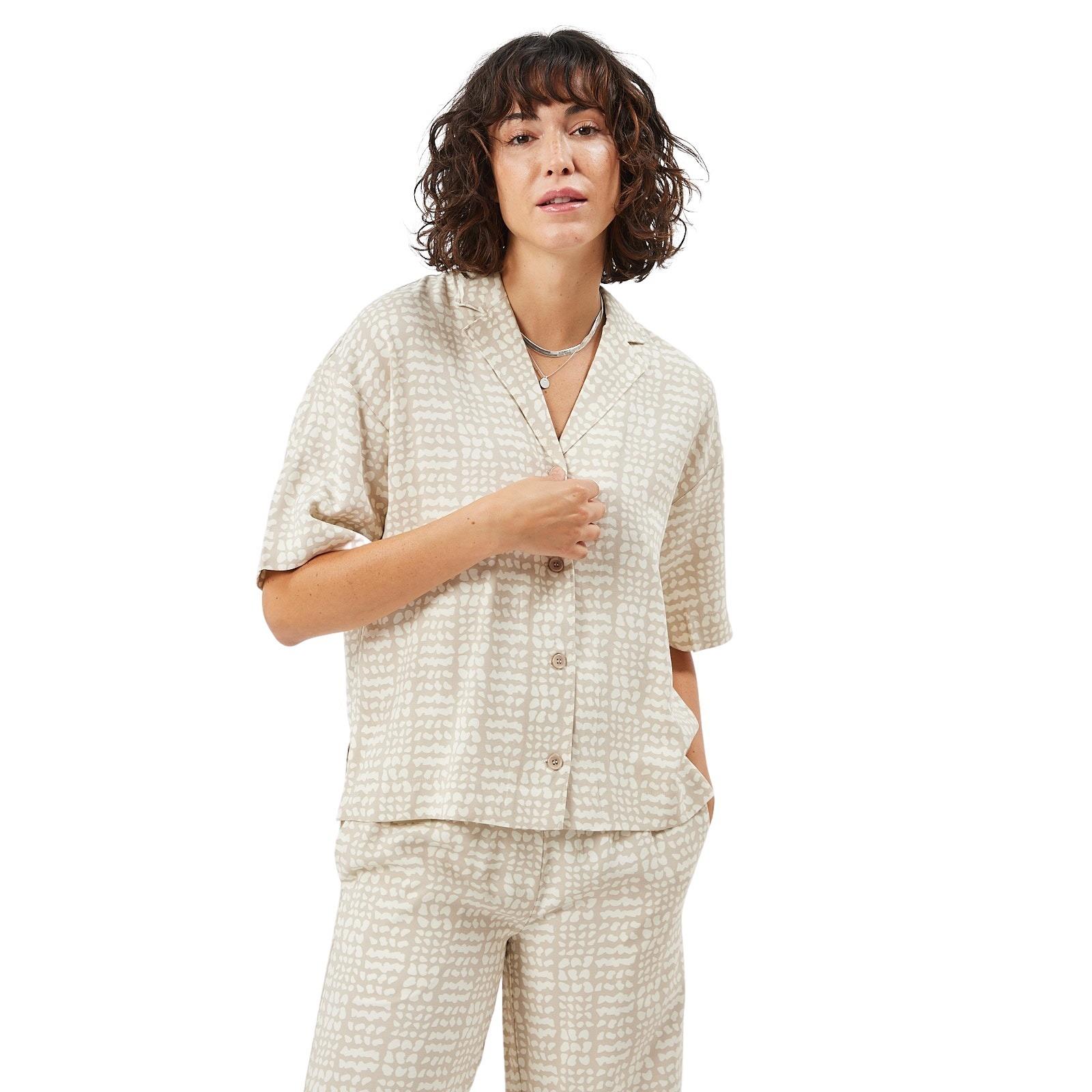 product/m/i/minimum_218439735-1116_0.jpg