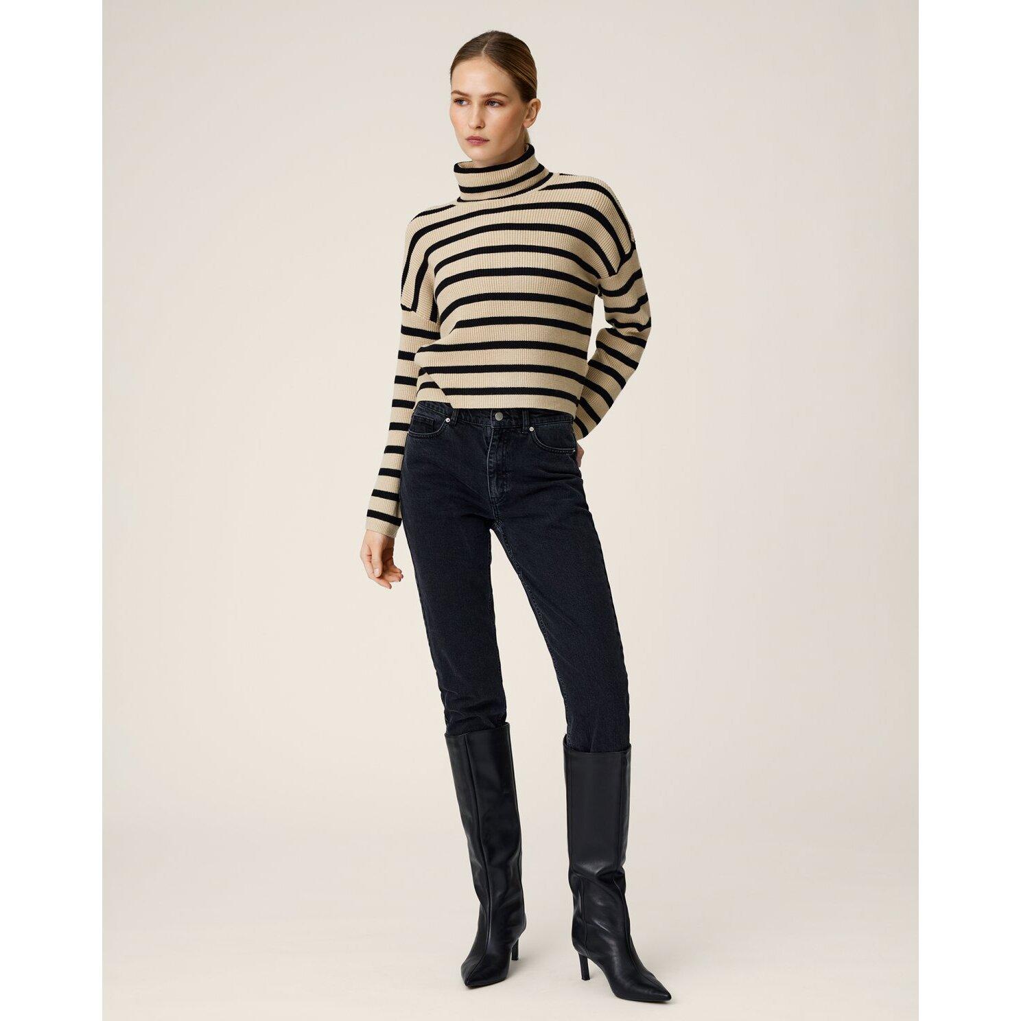 product/m/o/moss-copenhagen_18333-black_f-of-rye_black-f-of-rye_3.jpg