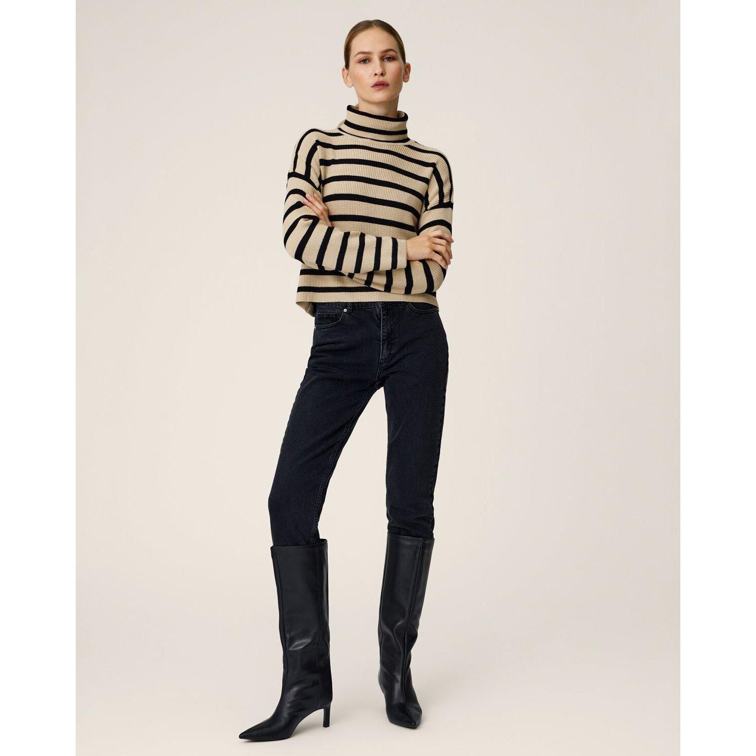 product/m/o/moss-copenhagen_18333-black_f-of-rye_black-f-of-rye_4.jpg