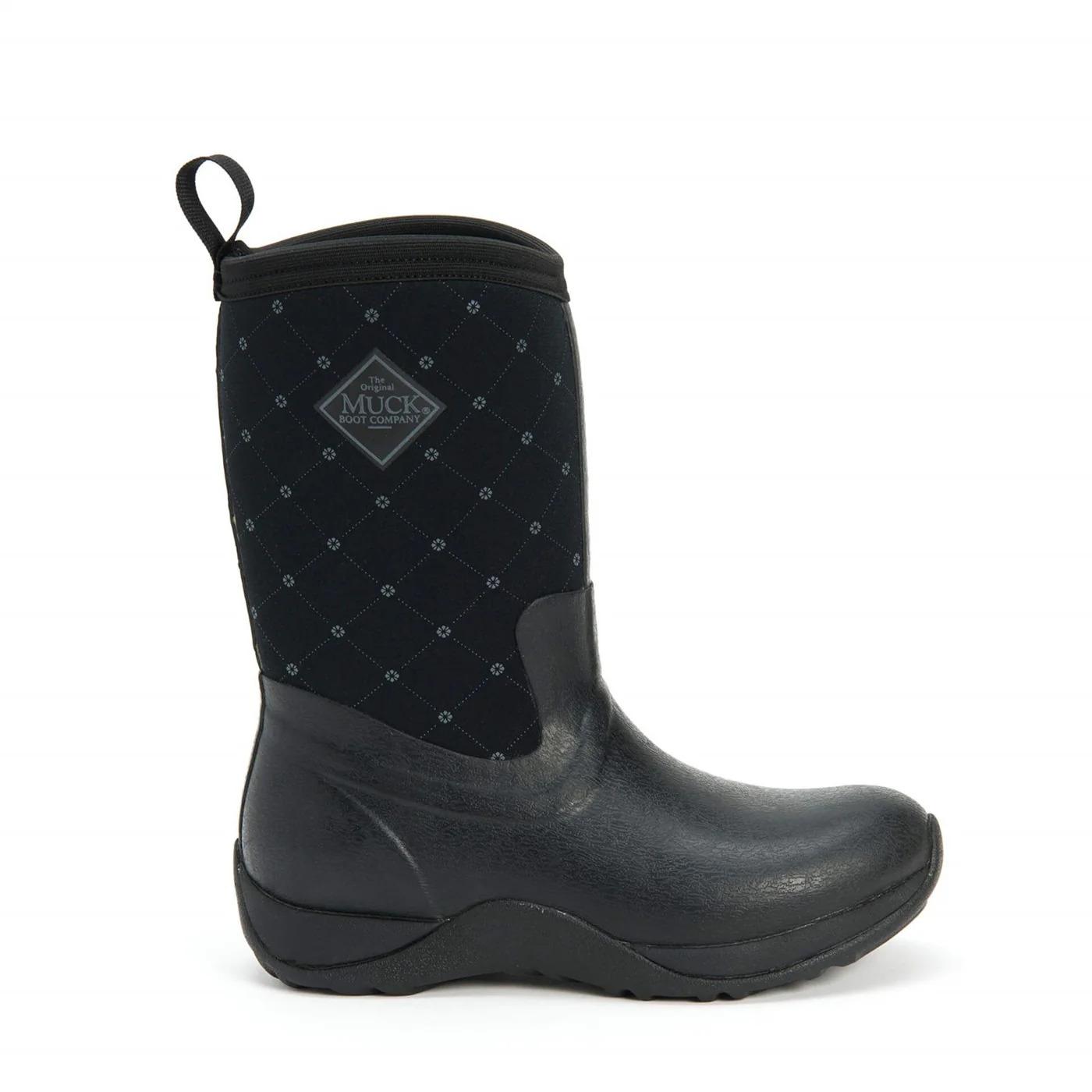 product/m/u/muck-boots_waw-005_black-plaid_1.jpg
