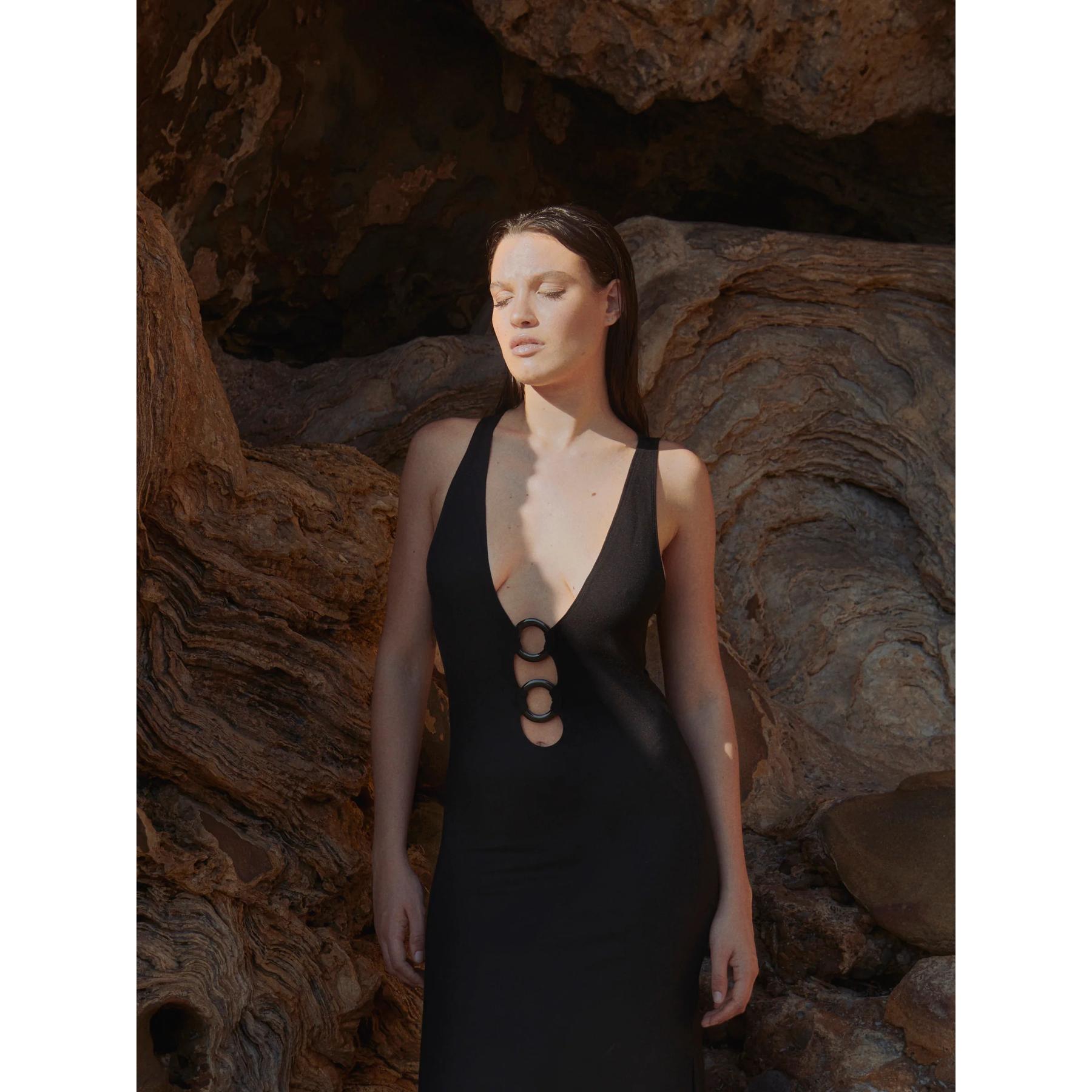 product/p/a/passionata_tb02-0007_black_7.jpg