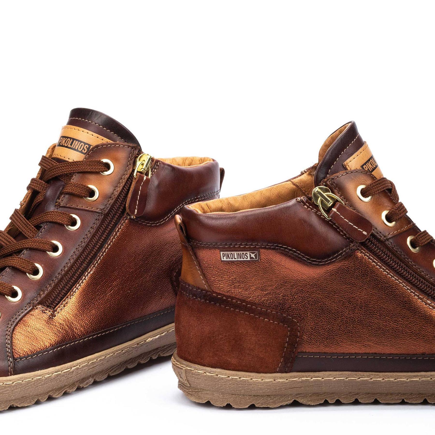 product/p/i/pikolinos_901-8772c1-130_caoba_6.jpg