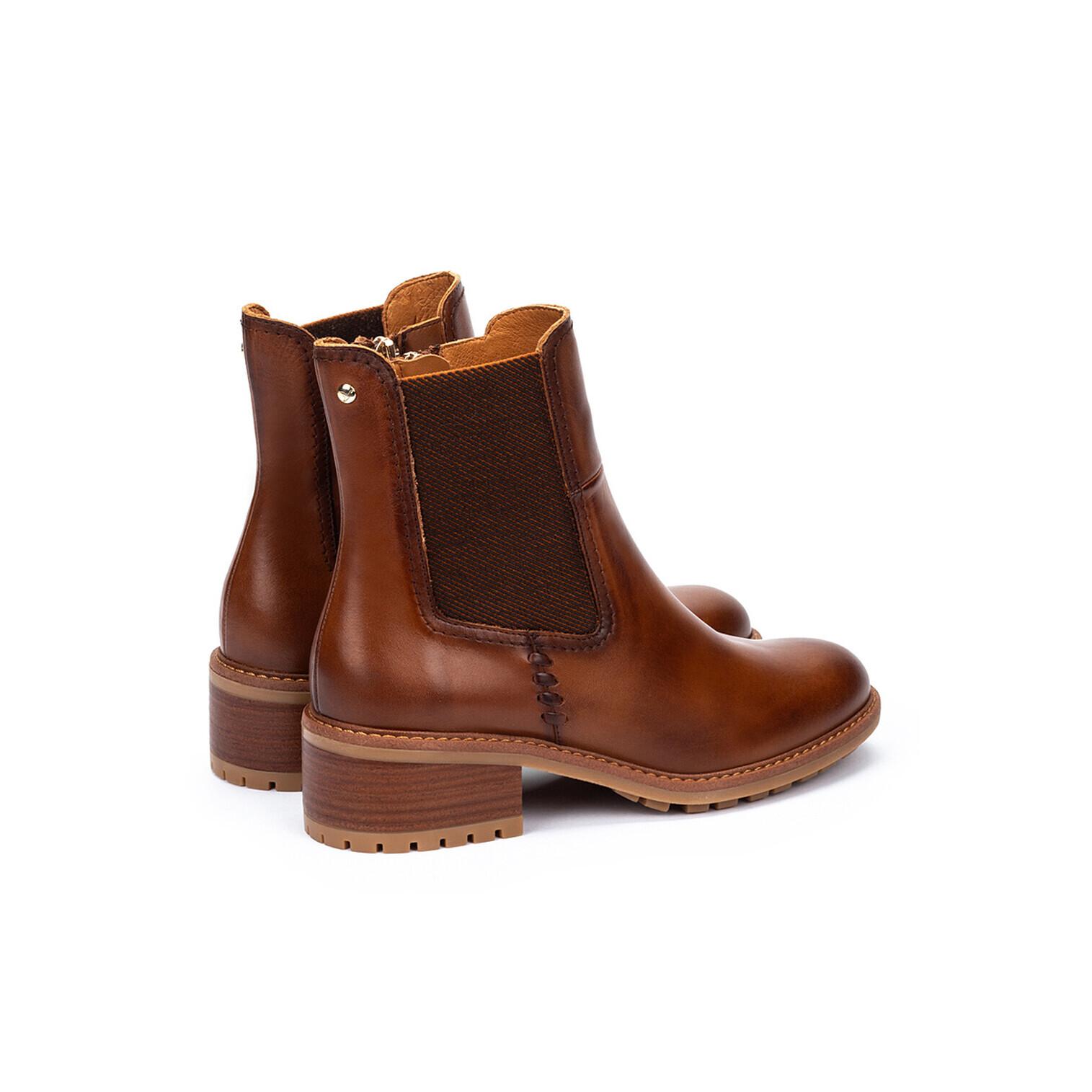 product/p/i/pikolinos_w0d-8792-202_cuero_3.jpg