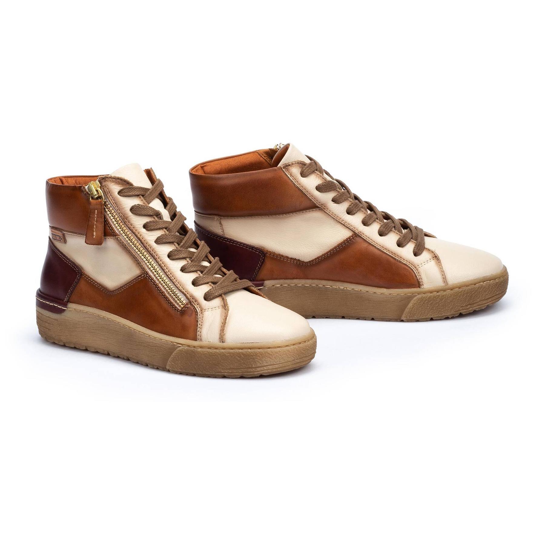 product/p/i/pikolinos_w0t-7559c1-259_marron_3.jpg
