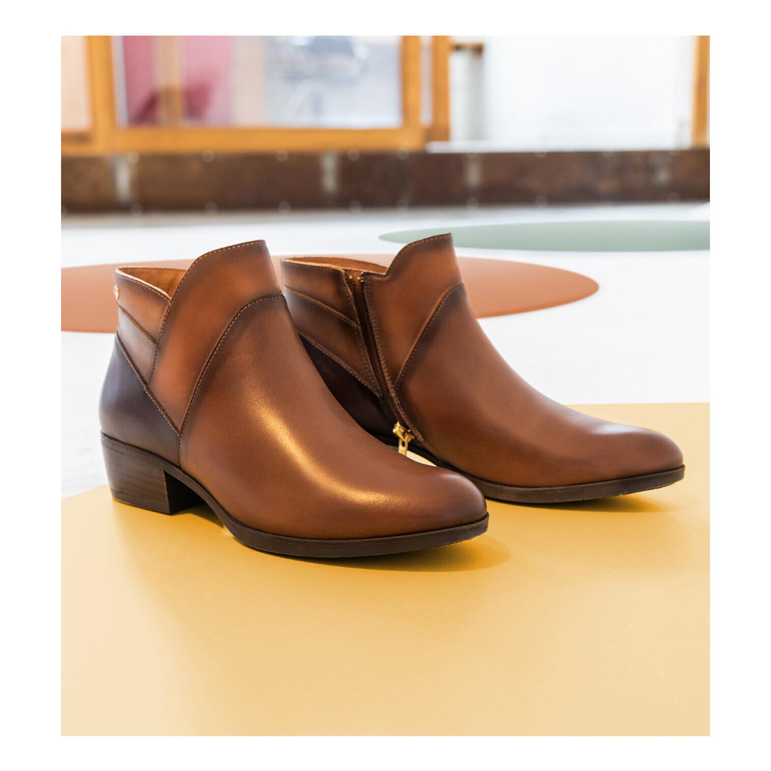 product/p/i/pikolinos_w1u-8732c1-202_cuero_9.jpg