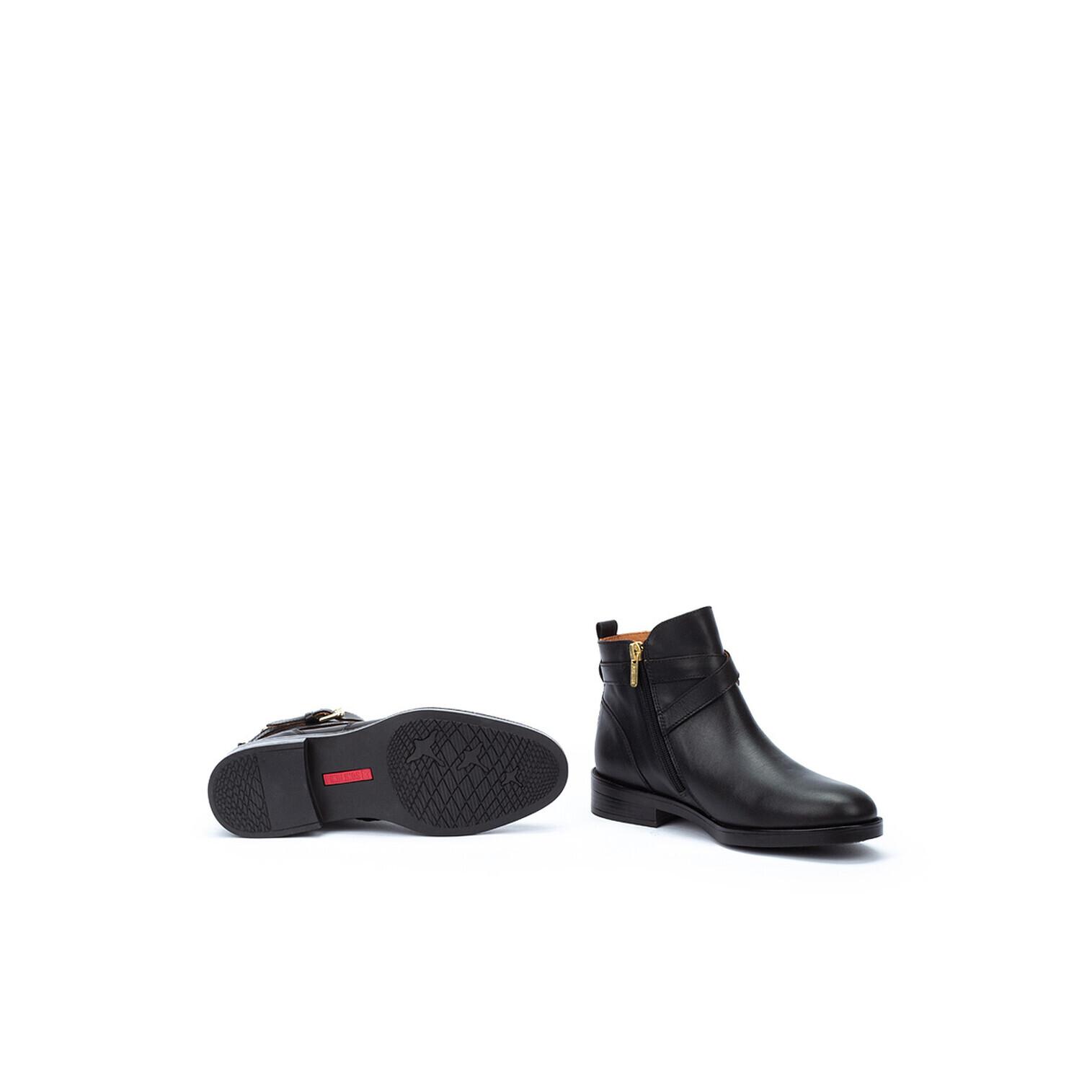 product/p/i/pikolinos_w3c-8869-000_black_5.jpg