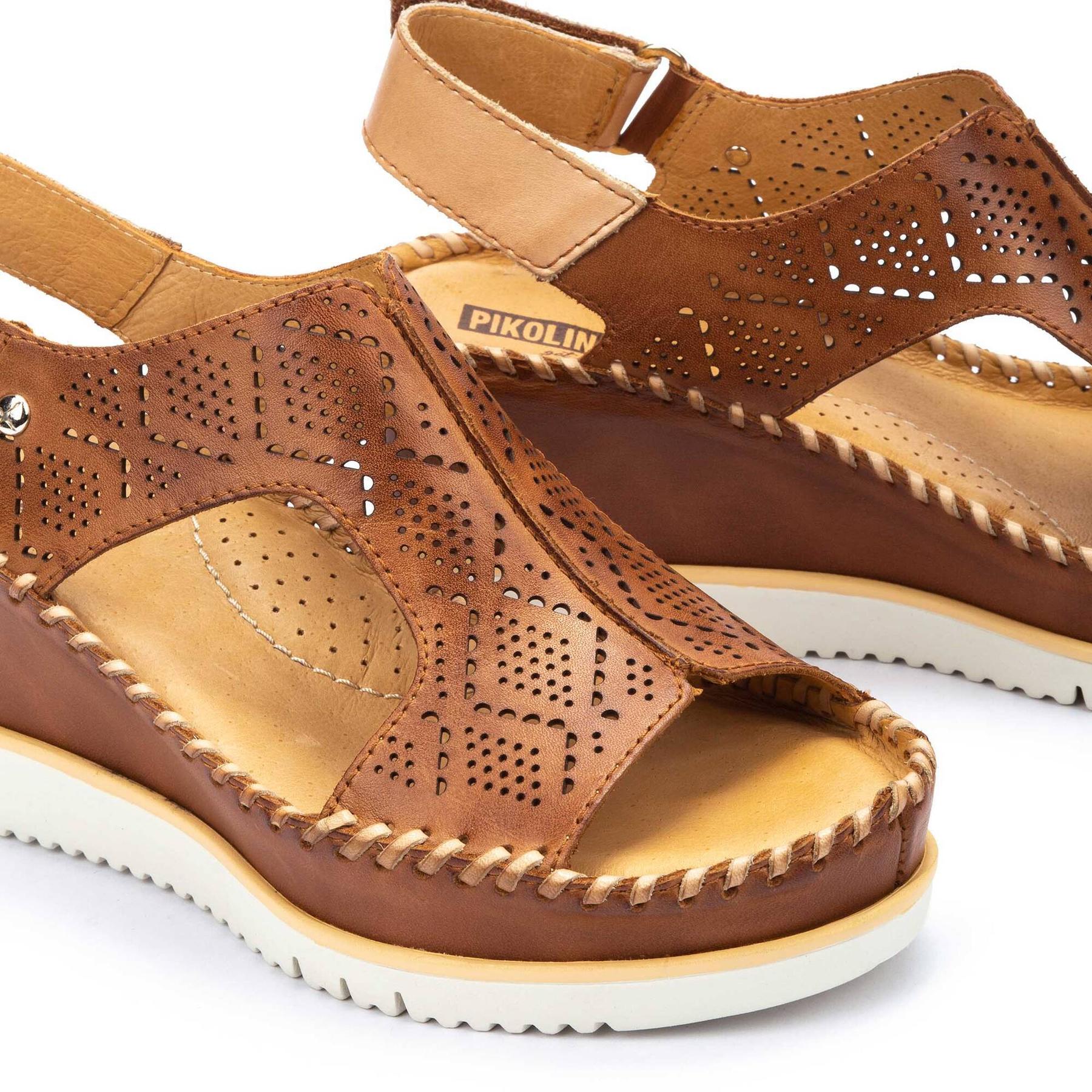 product/p/i/pikolinos_w3z-1775c1-250_3.jpg