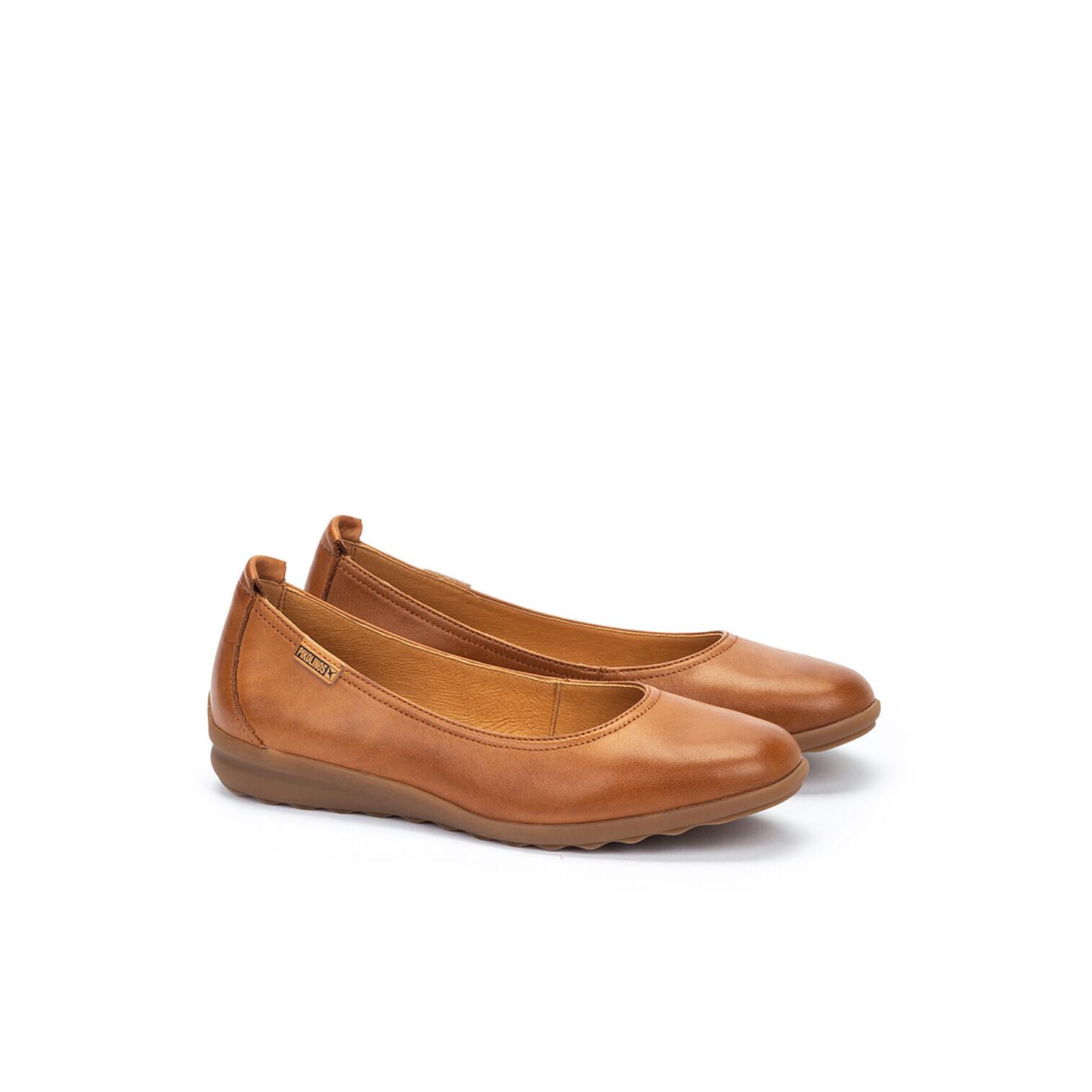 product/p/i/pikolinos_w4c-4924-250_brandy_2.jpg