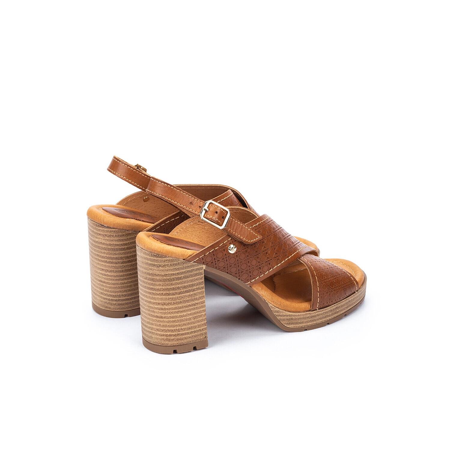 product/p/i/pikolinos_w4x-1557-250_brandy_3.jpg