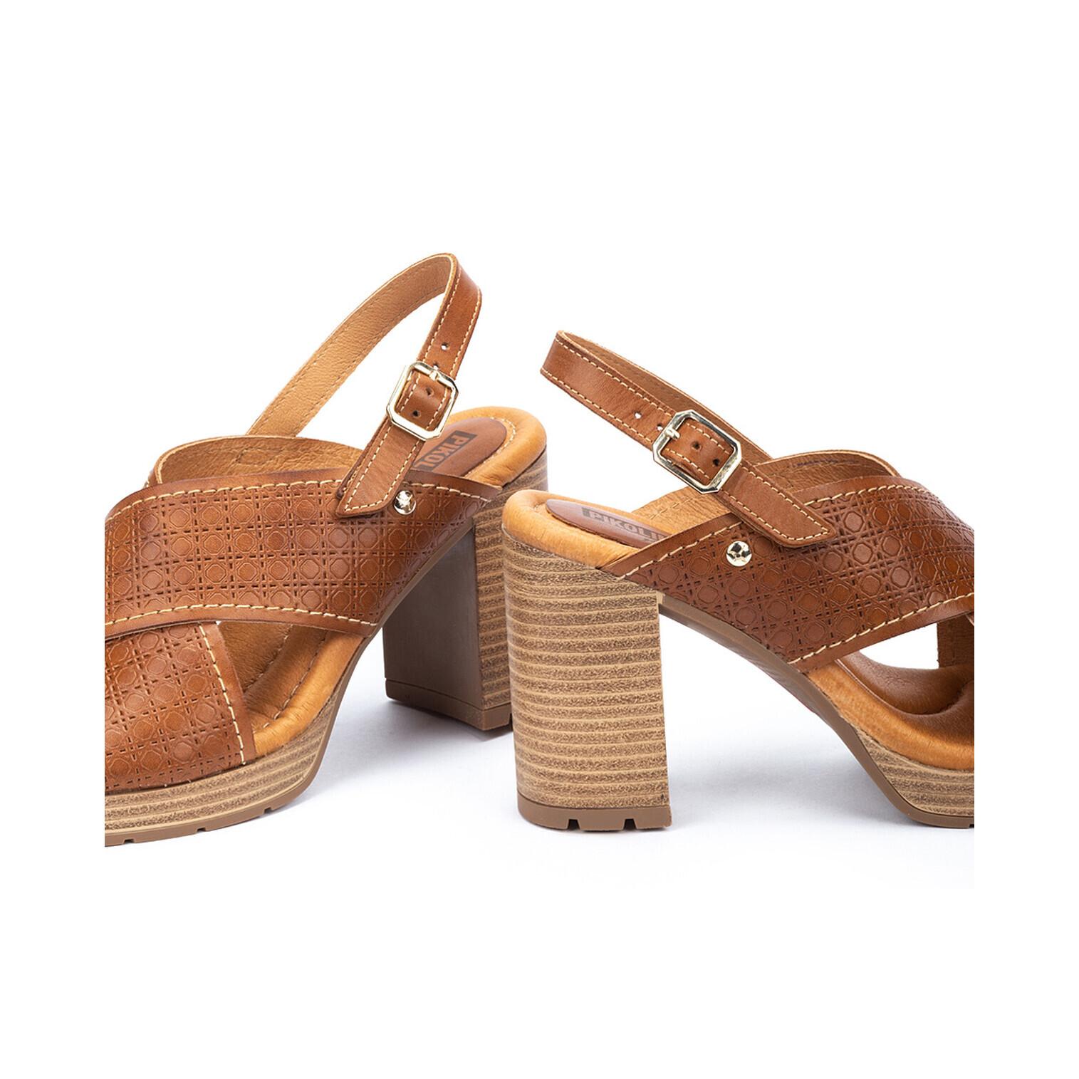 product/p/i/pikolinos_w4x-1557-250_brandy_4.jpg