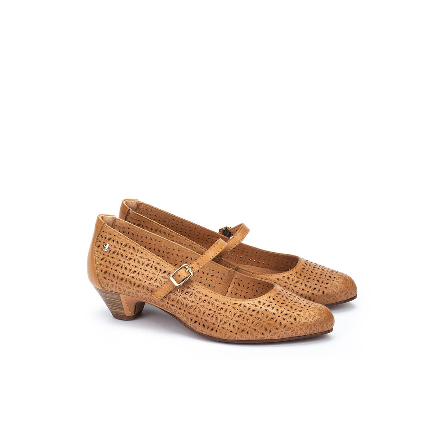 product/p/i/pikolinos_w6n-5700-843_almond_2.jpg