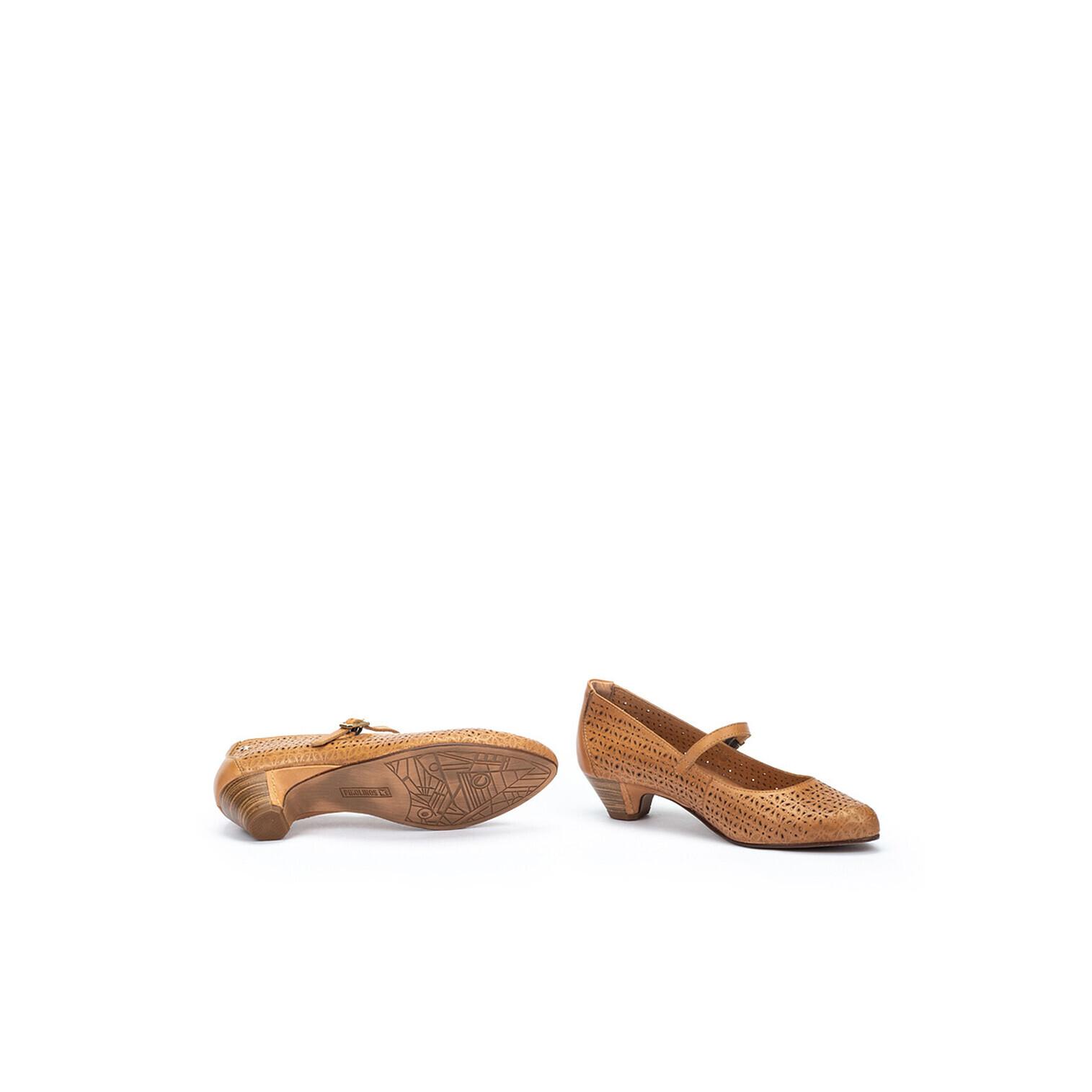 product/p/i/pikolinos_w6n-5700-843_almond_5.jpg