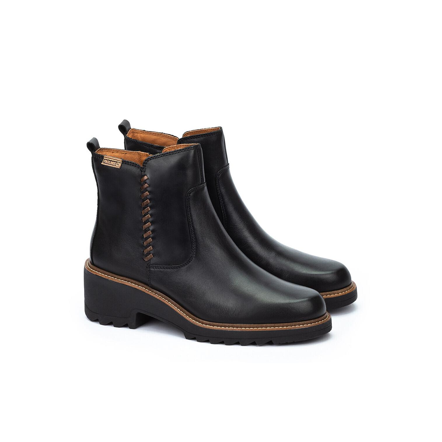 product/p/i/pikolinos_w7a-8568c2-000_black_2.jpg