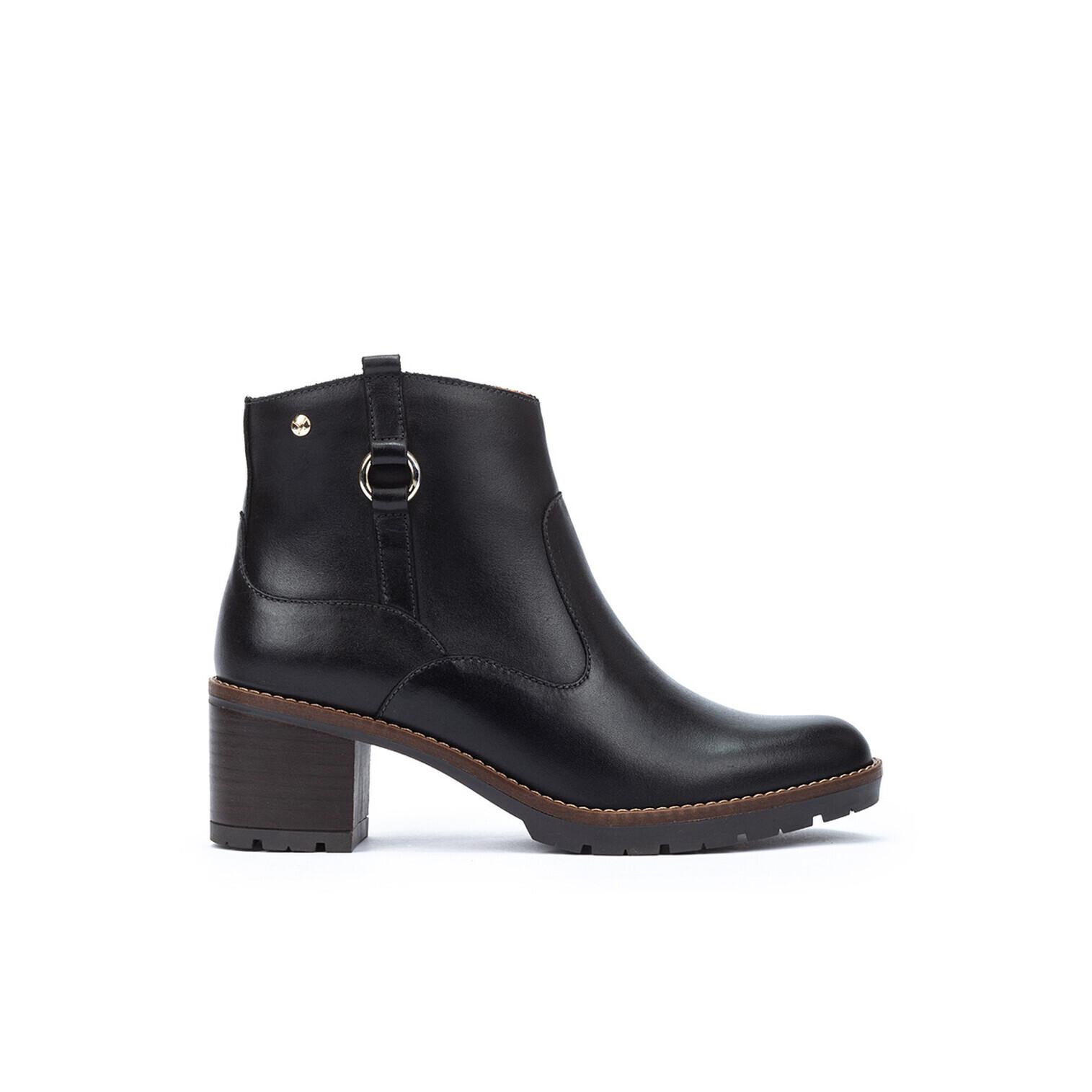 product/p/i/pikolinos_w7h-8817-000_black_1.jpg