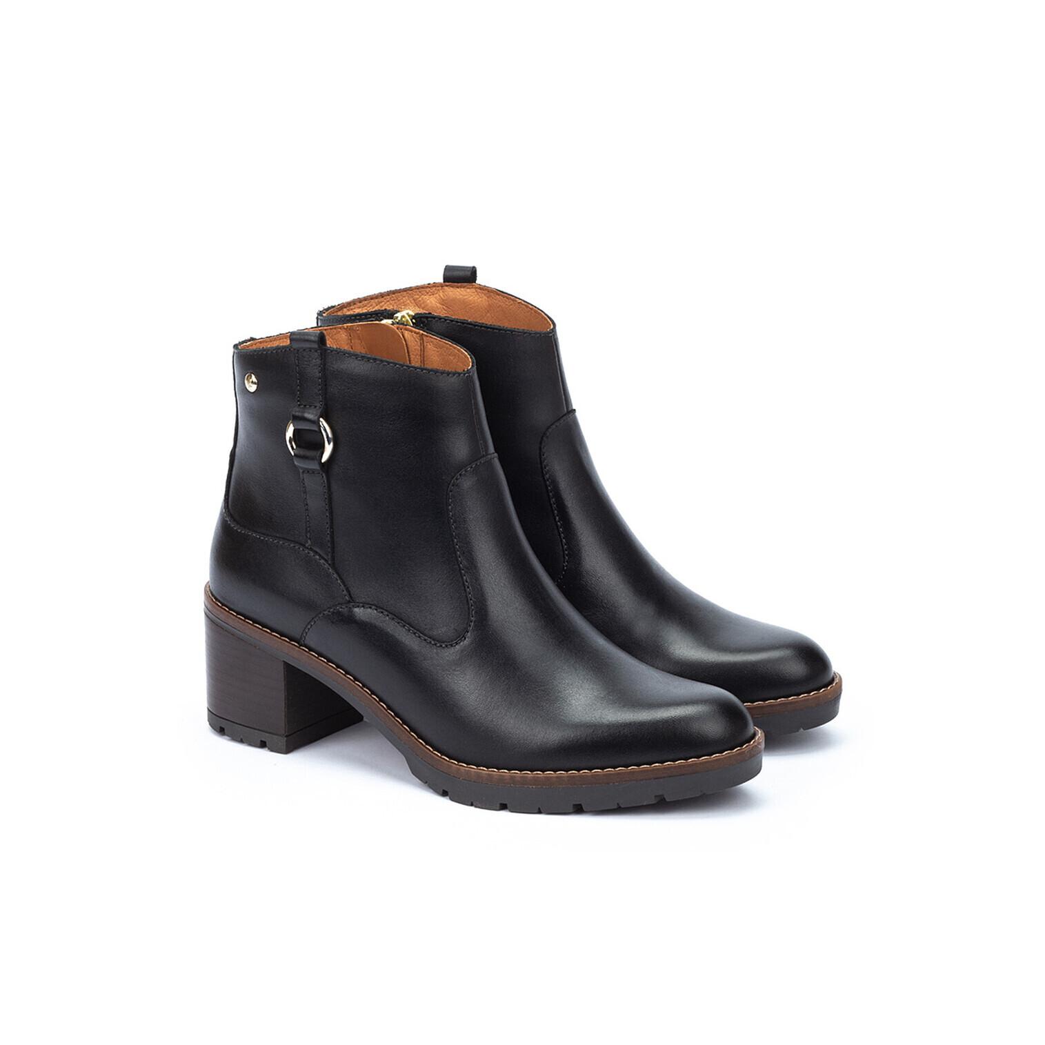 product/p/i/pikolinos_w7h-8817-000_black_2.jpg