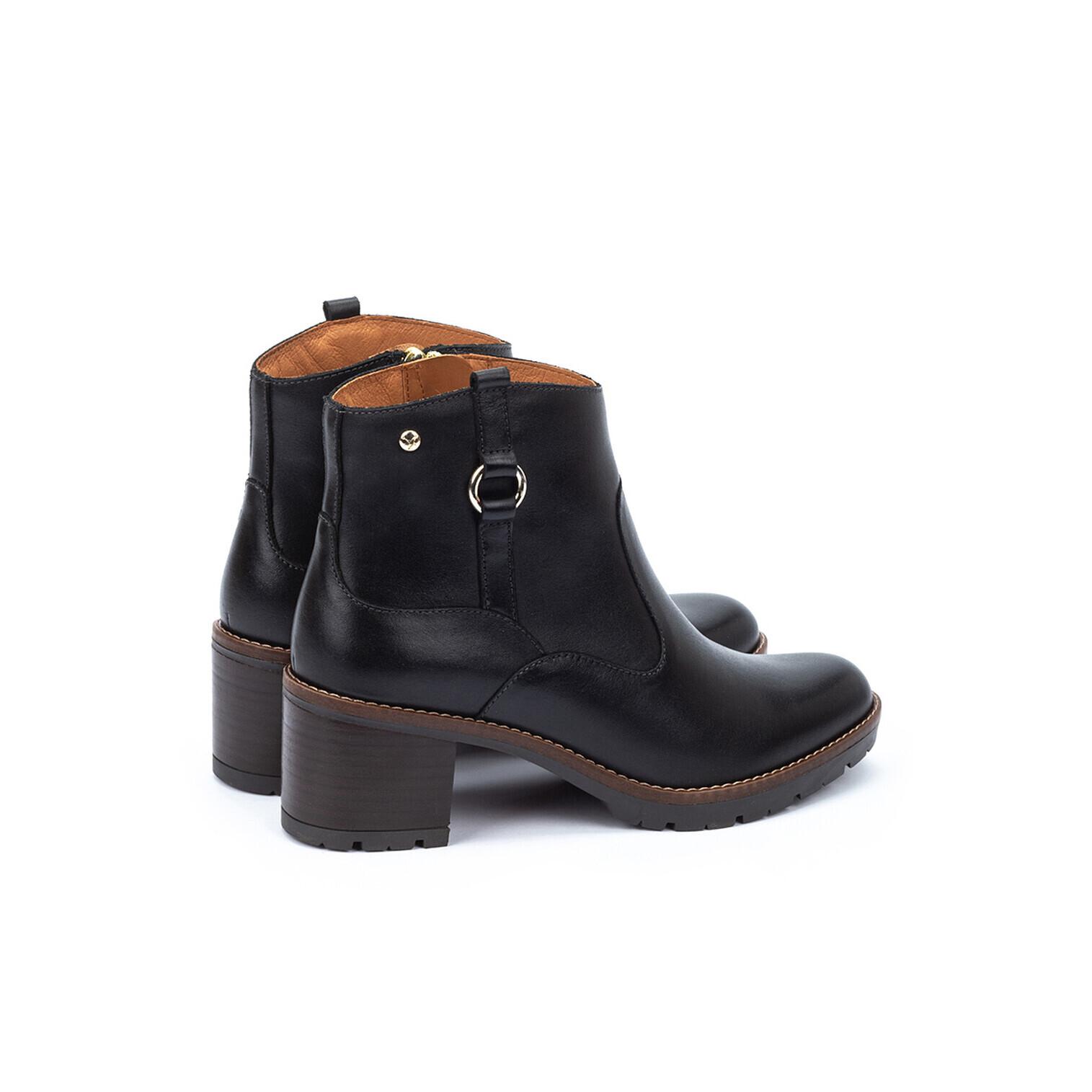 product/p/i/pikolinos_w7h-8817-000_black_3.jpg