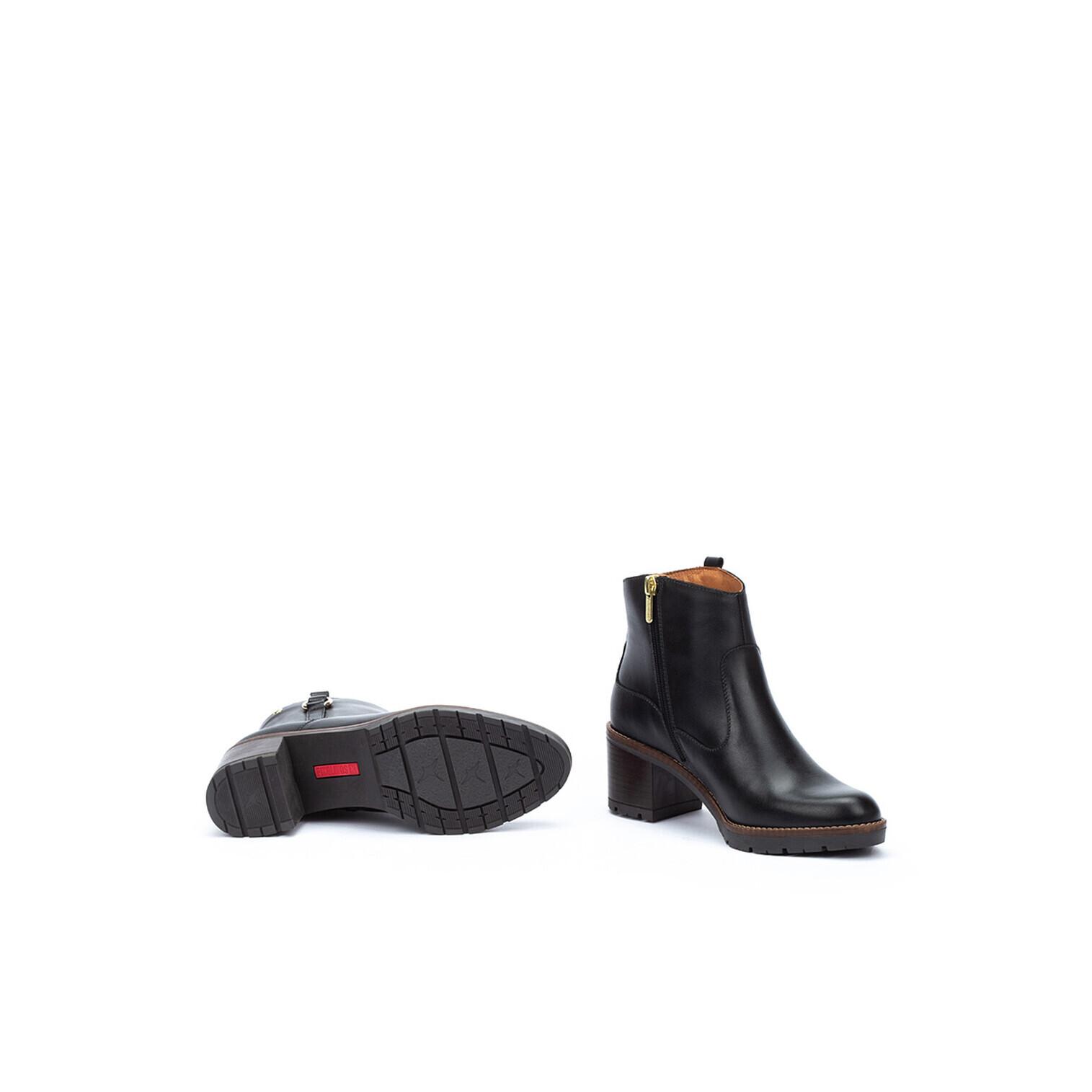 product/p/i/pikolinos_w7h-8817-000_black_5.jpg