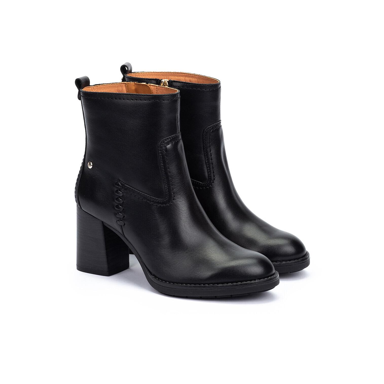 product/p/i/pikolinos_w9u-8945c1-000_black_2.jpg