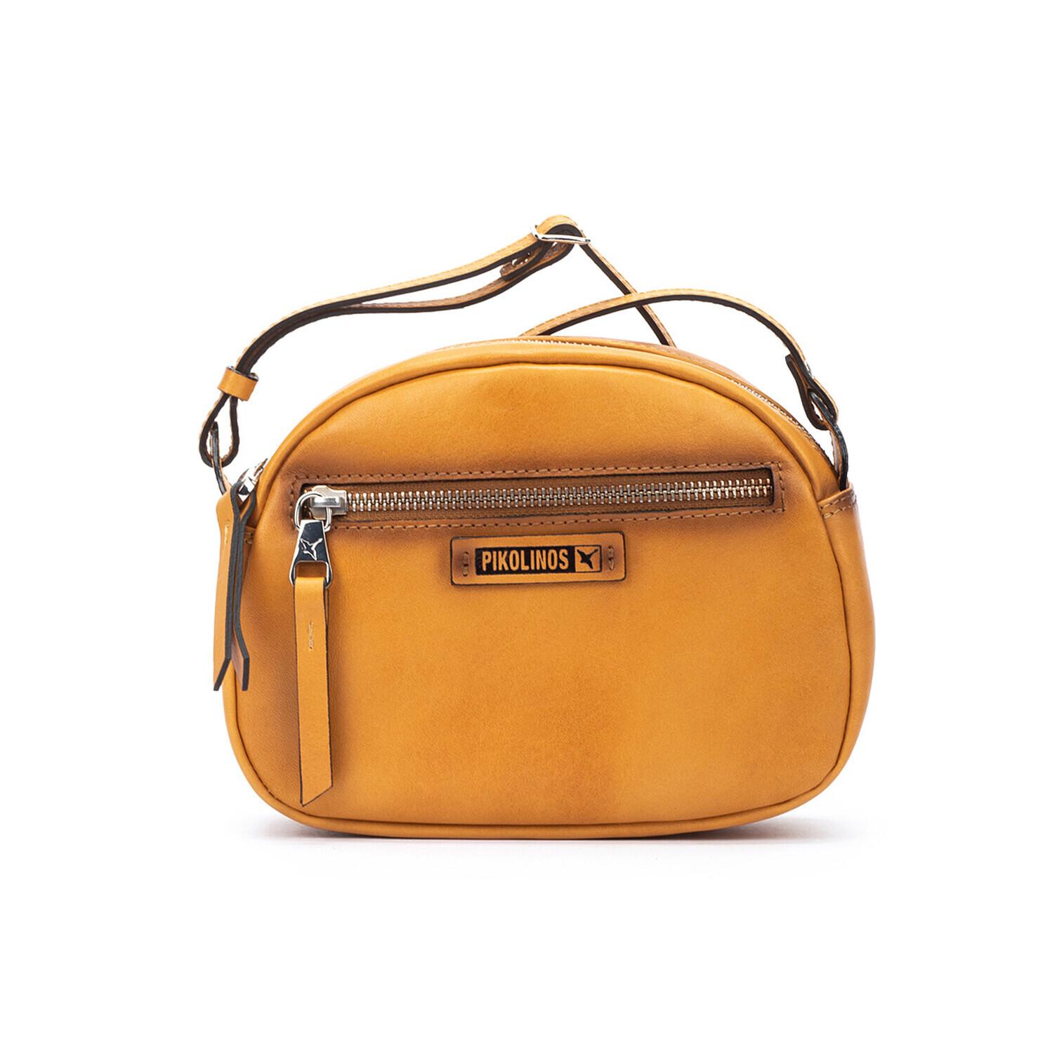 product/p/i/pikolinos_wha-1120-717_cheddar_1.jpg