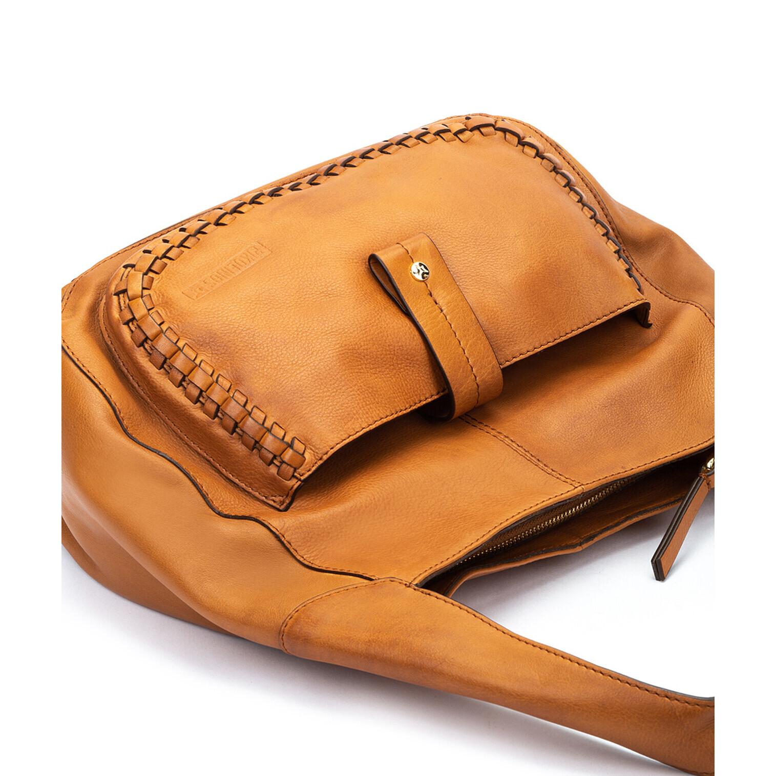 product/p/i/pikolinos_wha-665-250_brandy_4.jpg