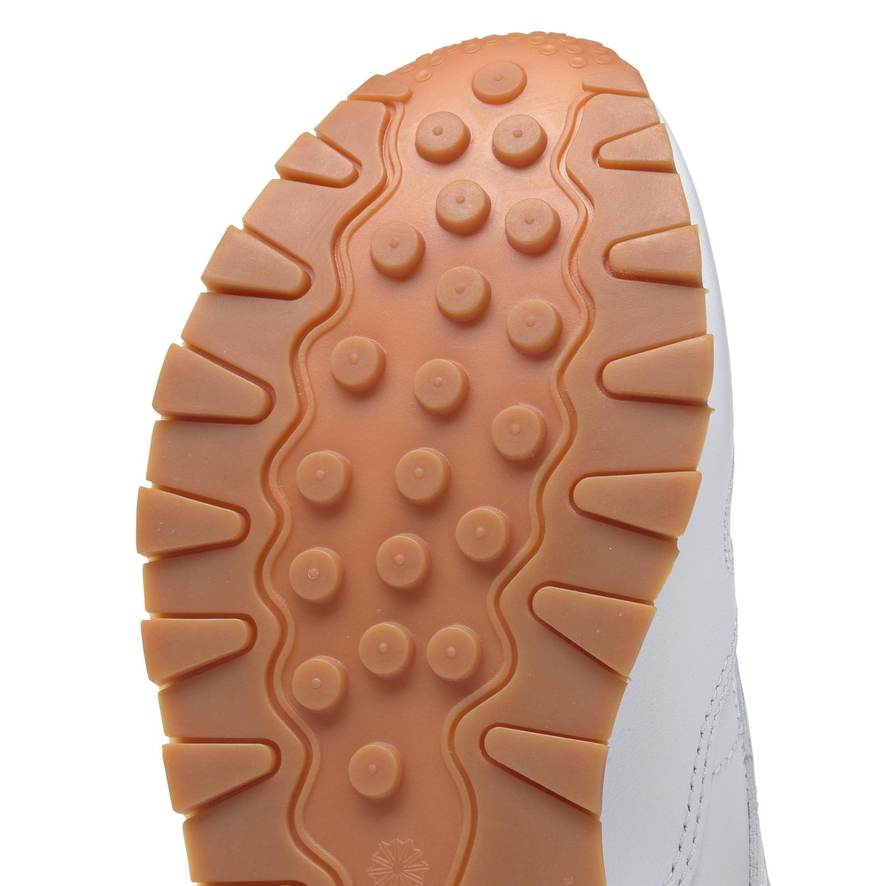 product/r/e/reebok-classics_49803_9_footwear_photography_detail_view_2_white_000.jpg