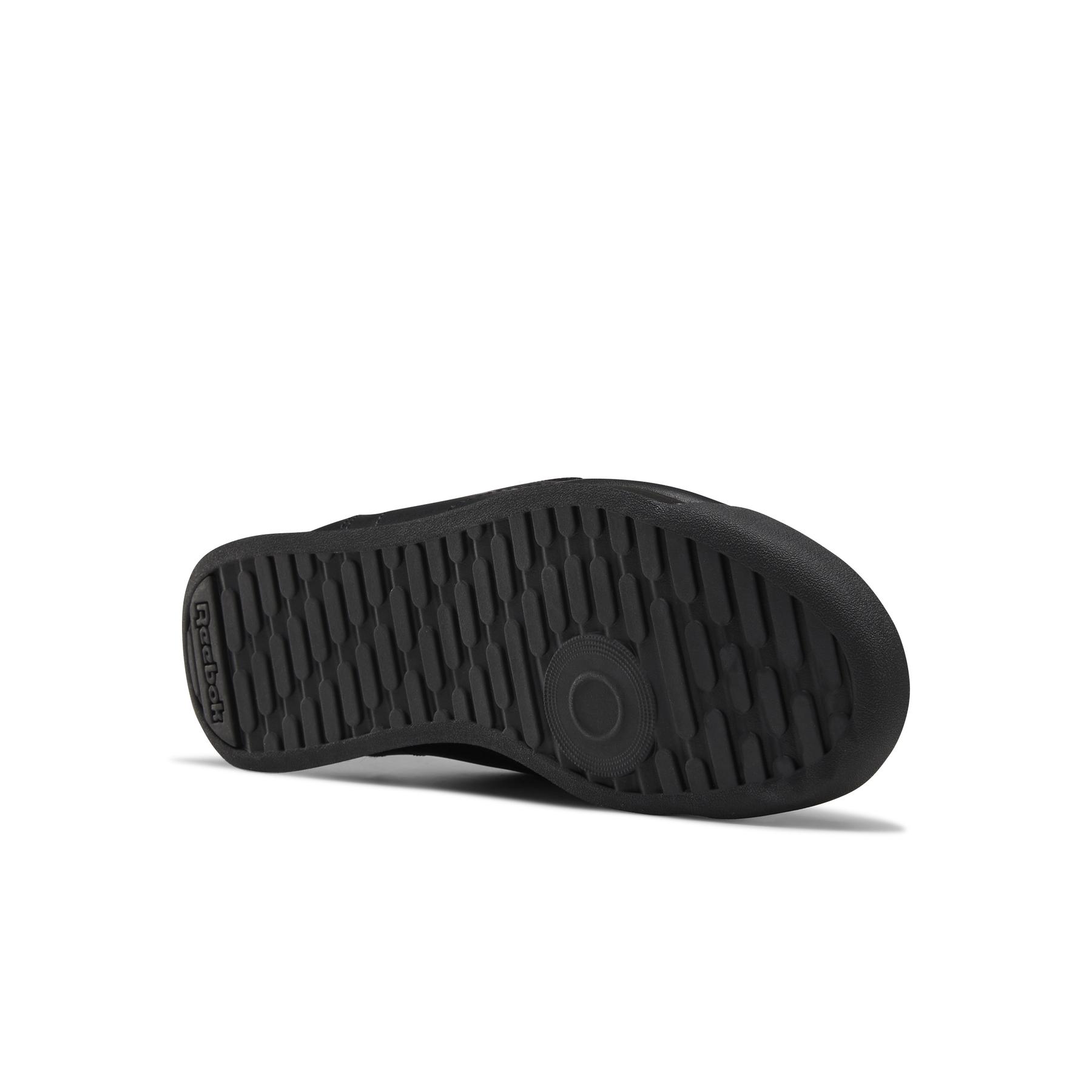 product/r/e/reebok-classics_cn2211_4_footwear_photography_bottom_view_white_000.jpg